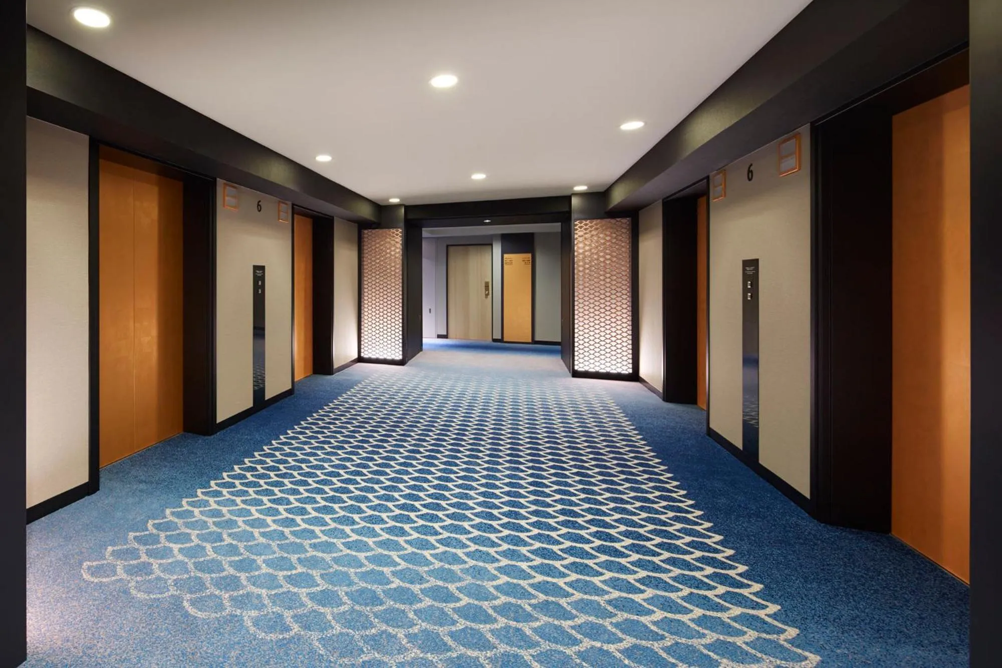 Photo of the whole room in Hilton Tokyo Bay