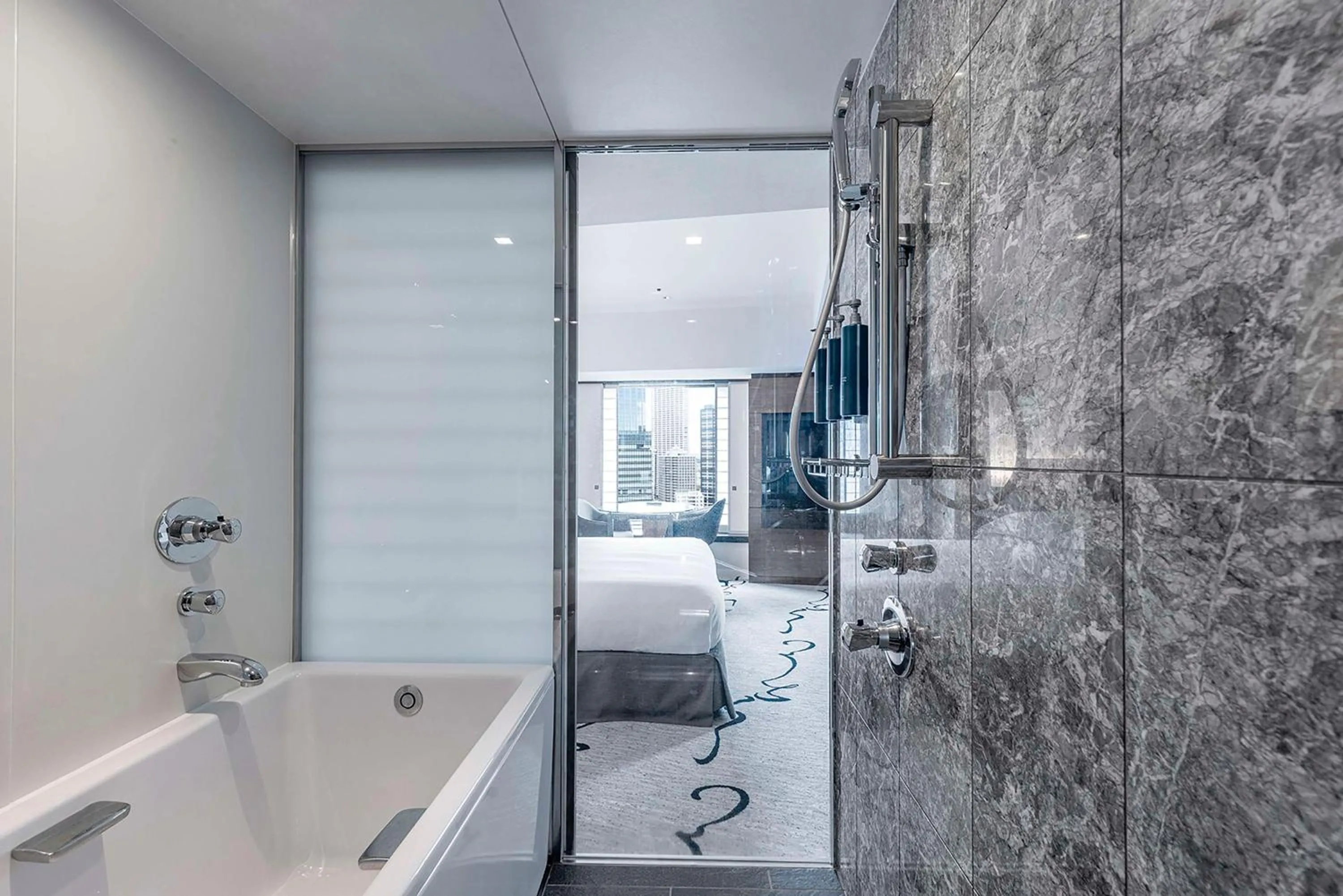 Bathroom, Bed in Hilton Tokyo Hotel