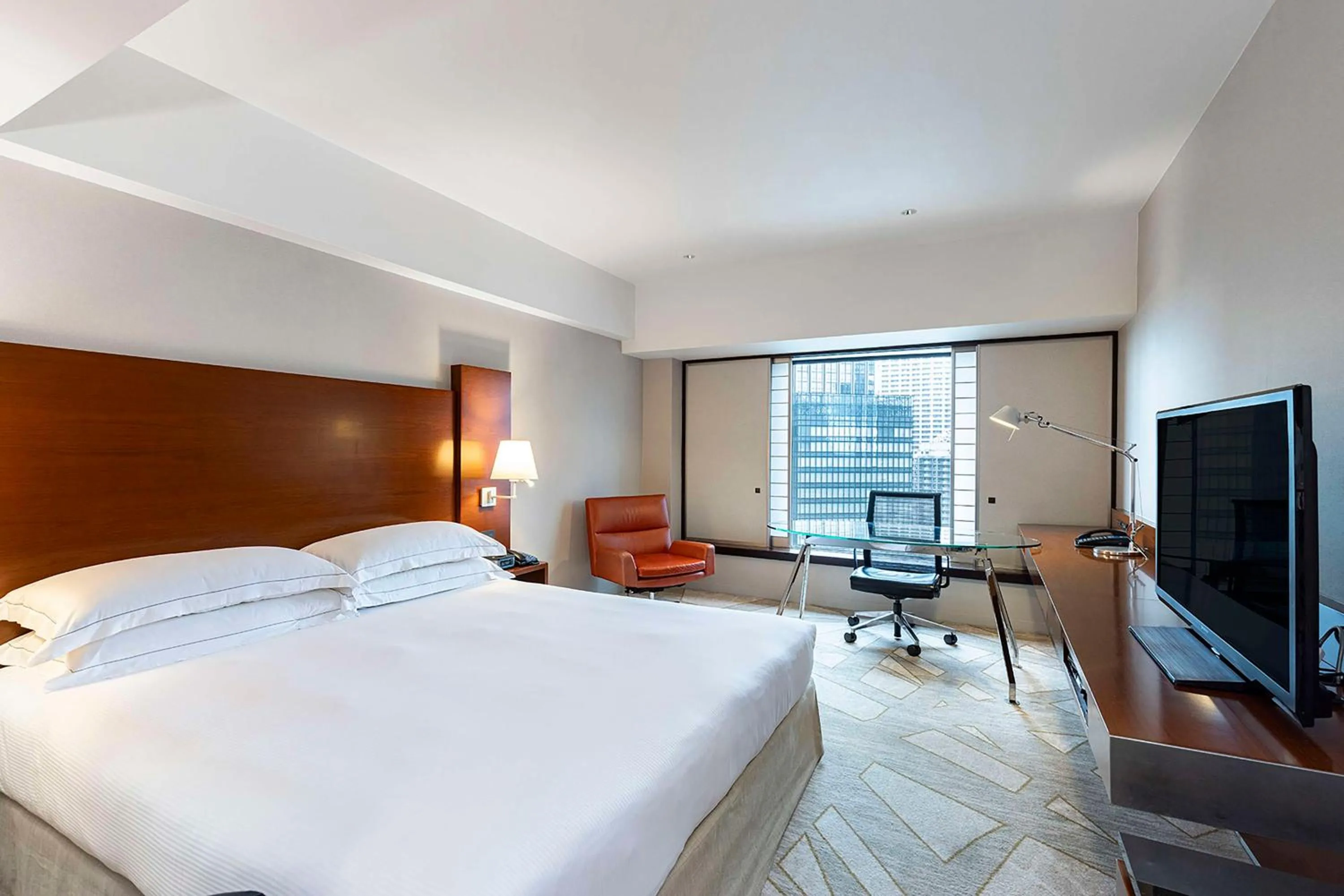 Bed in Hilton Tokyo Hotel