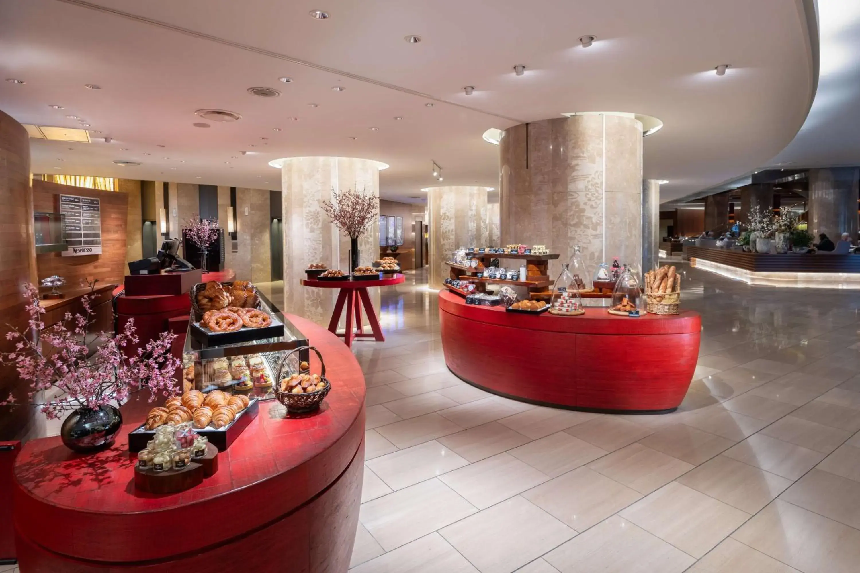 Restaurant/places to eat in Hilton Tokyo Hotel Restaurant/places to eat in Hilton Tokyo Hotel