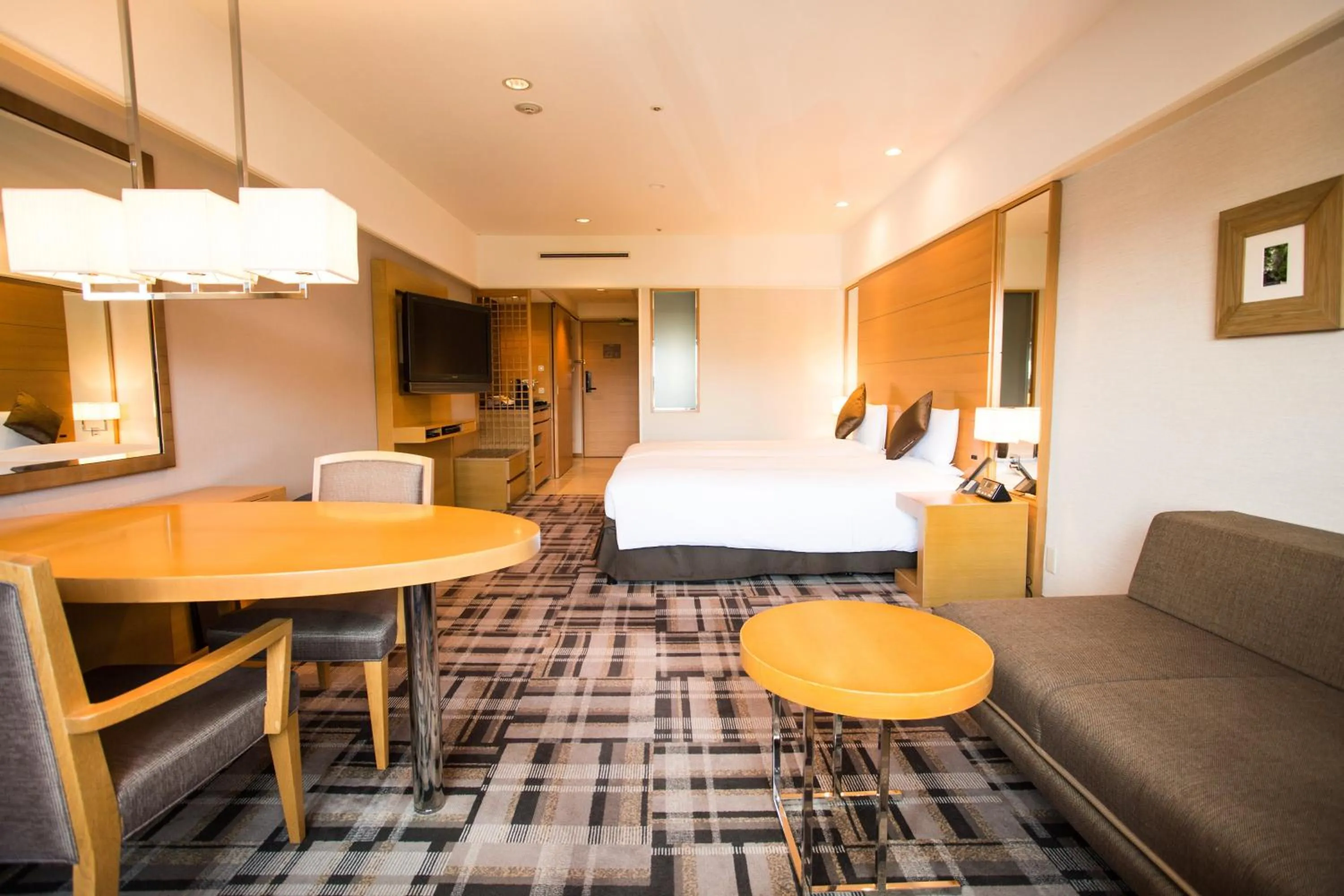 Photo of the whole room, Bed in Kyoto Brighton Hotel