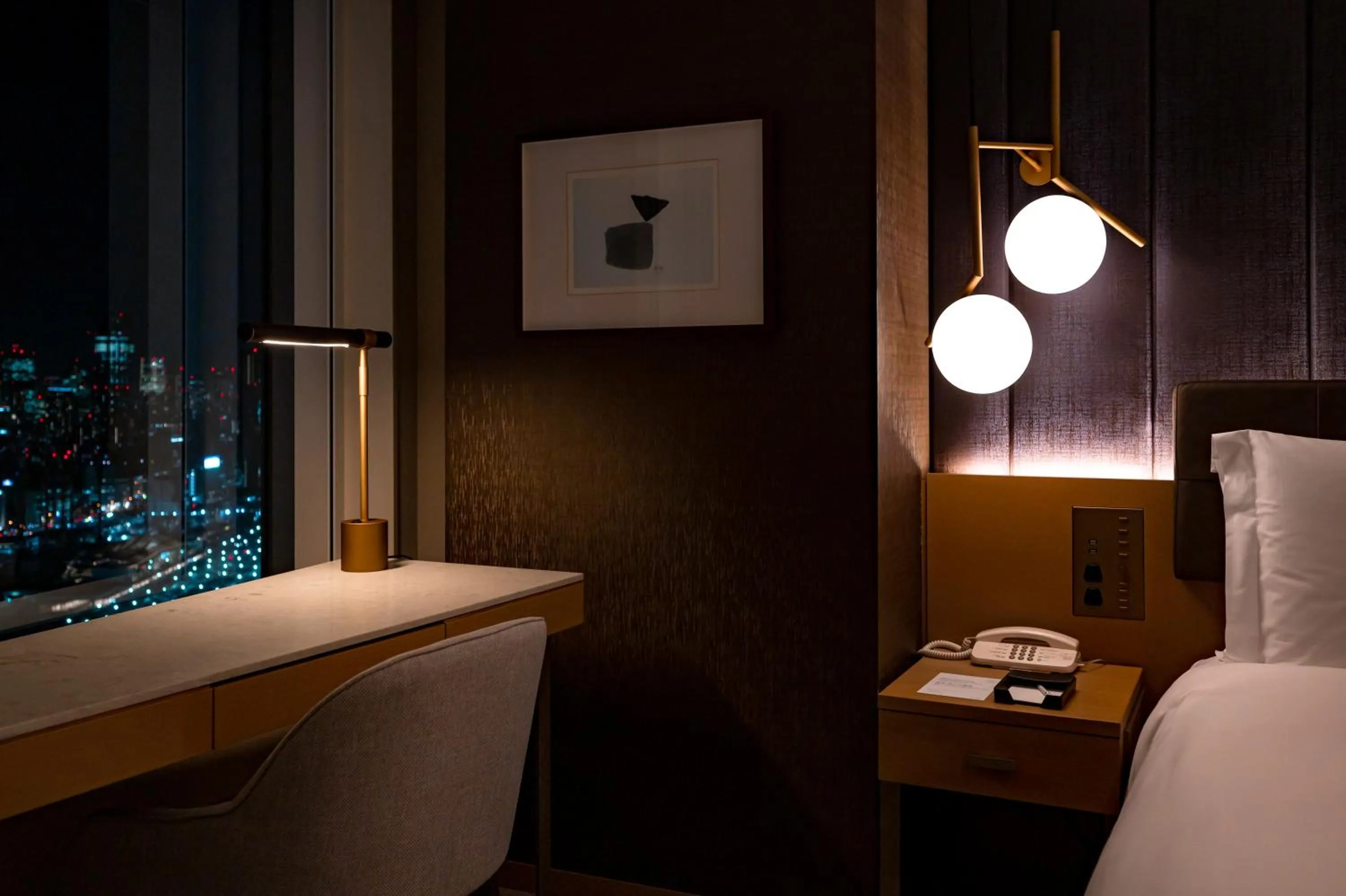 Photo of the whole room, Bed in The Strings by InterContinental, Tokyo by IHG