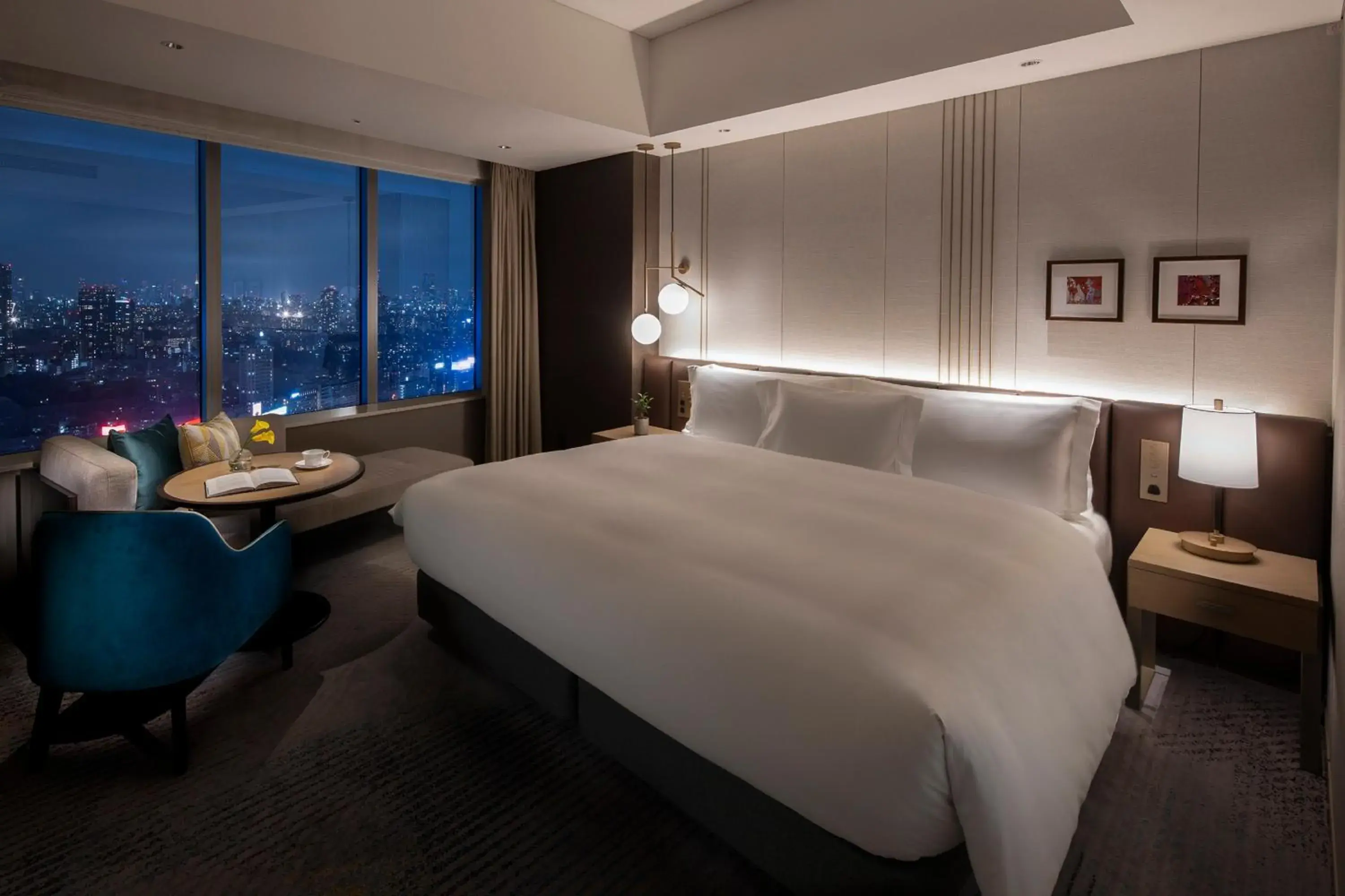 Classic King Room - single occupancy in The Strings by InterContinental, Tokyo by IHG Classic King Room - single occupancy in The Strings by InterContinental, Tokyo by IHG