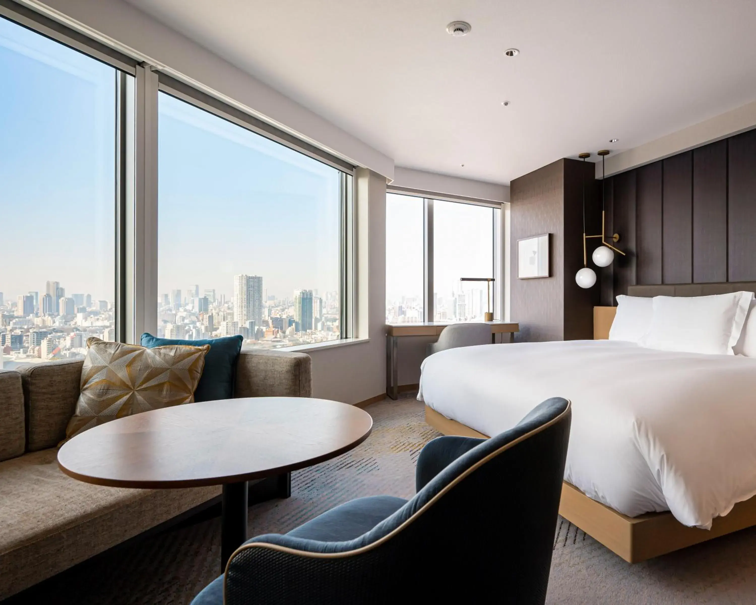 Photo of the whole room, Bed in The Strings by InterContinental, Tokyo by IHG Photo of the whole room, Bed in The Strings by InterContinental, Tokyo by IHG