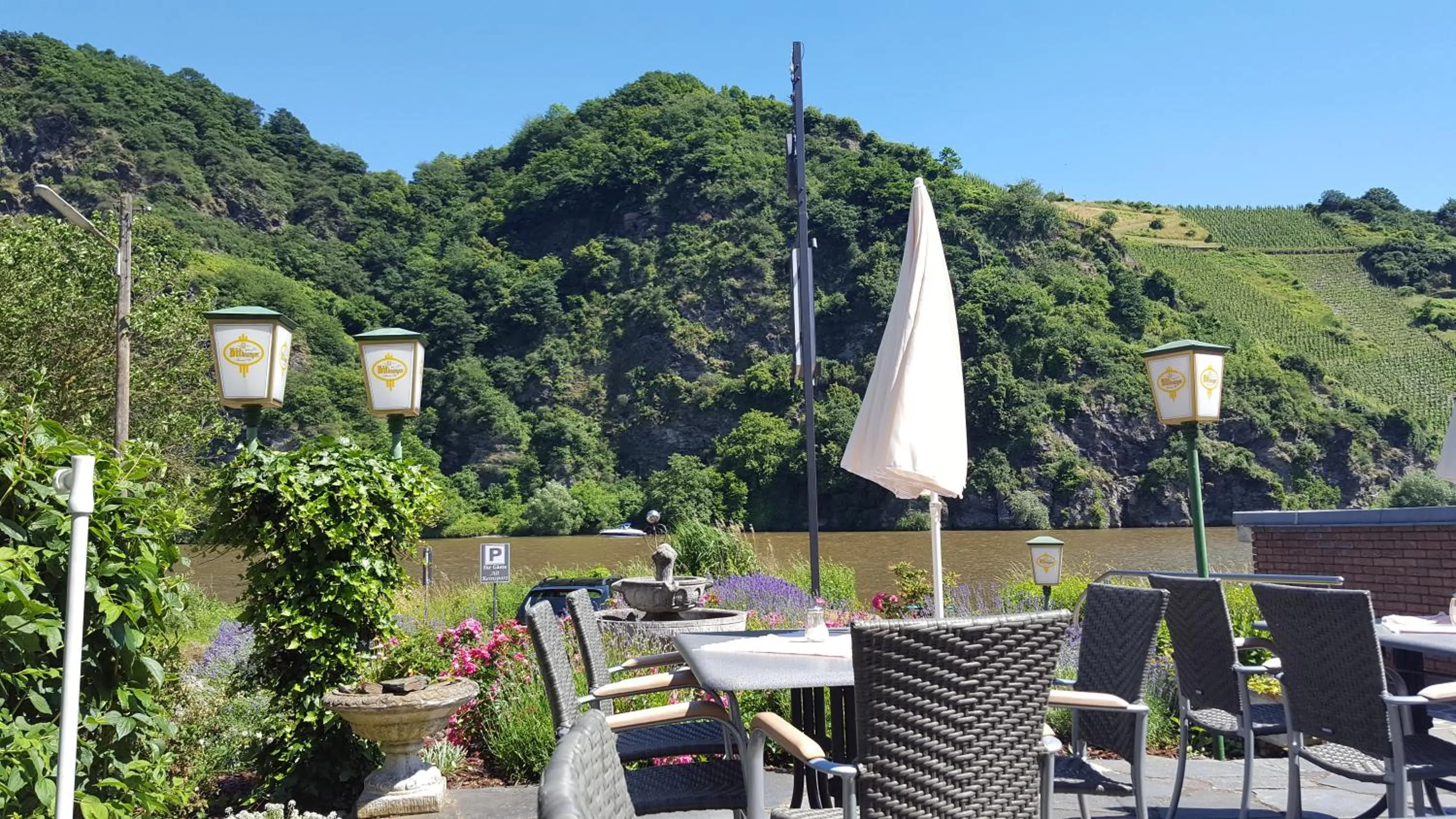 Restaurant/places to eat in Alt Reinsport