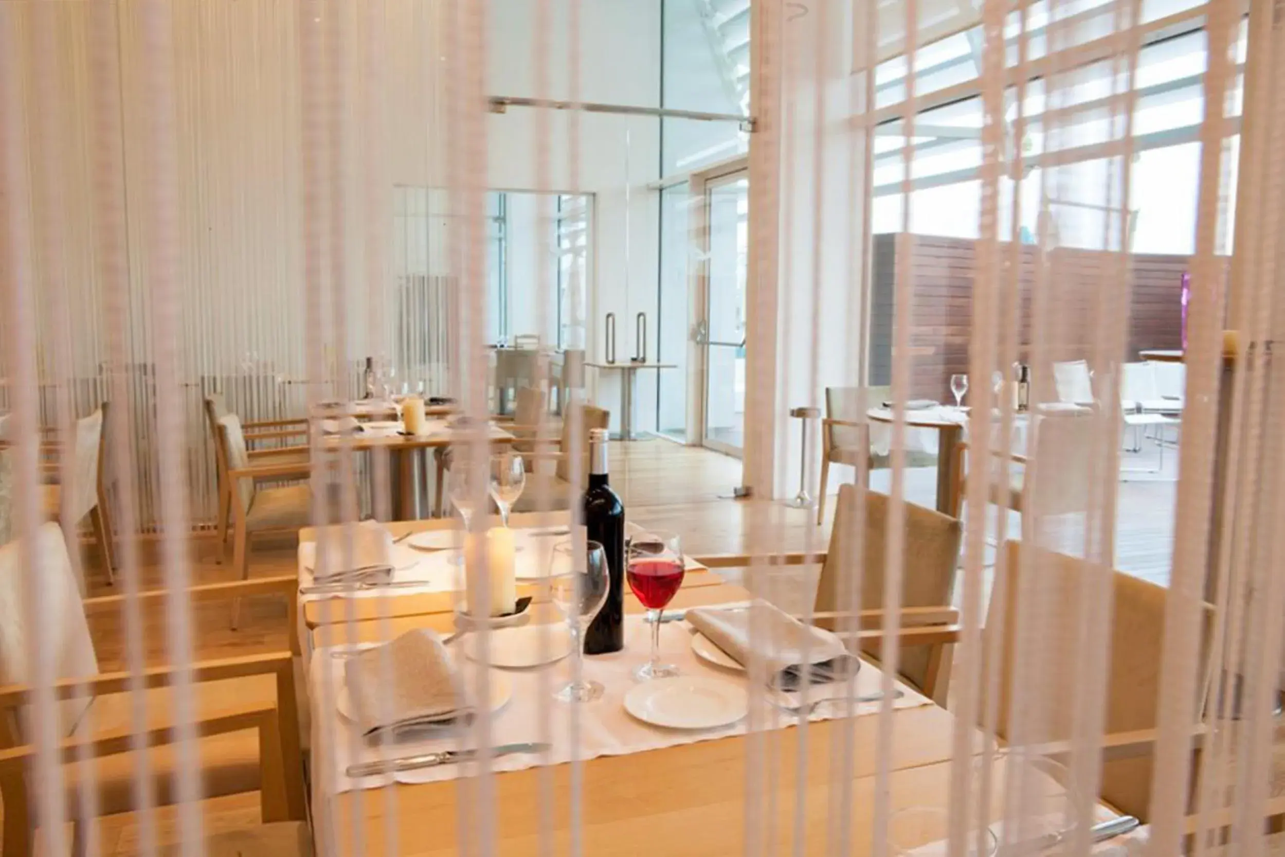 Restaurant/places to eat in Hotel Hiberus Restaurant/places to eat in Hotel Hiberus