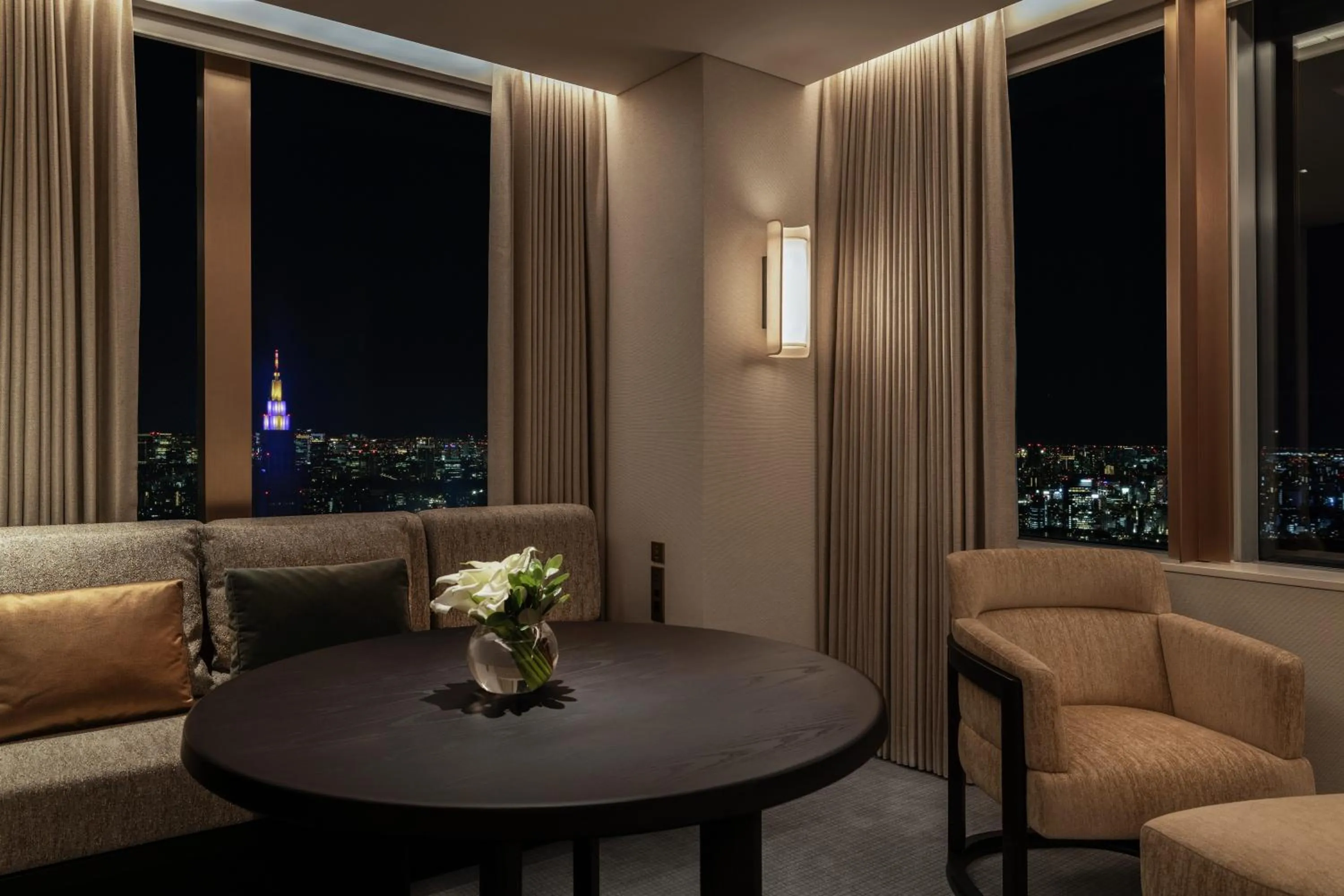 Photo of the whole room in Park Hyatt Tokyo