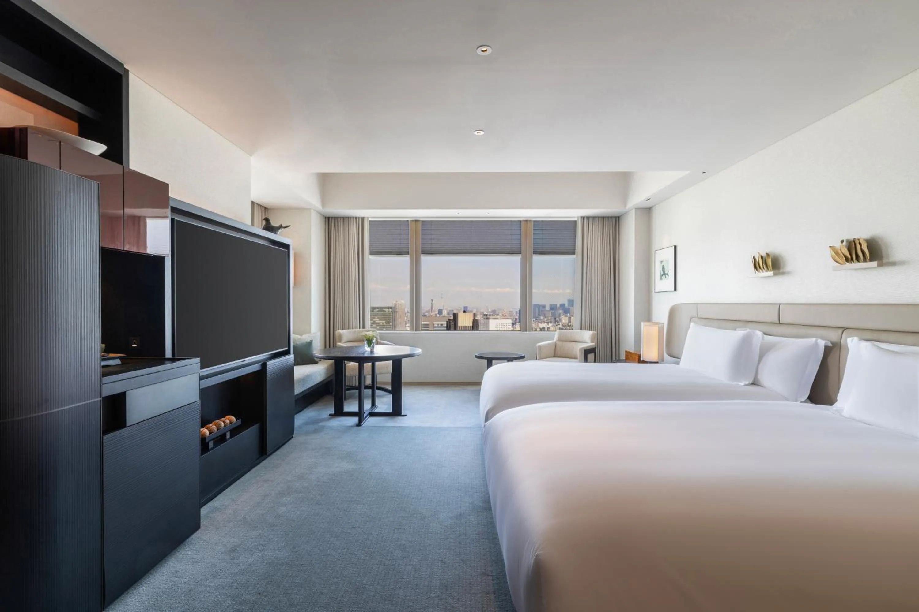 Bed in Park Hyatt Tokyo