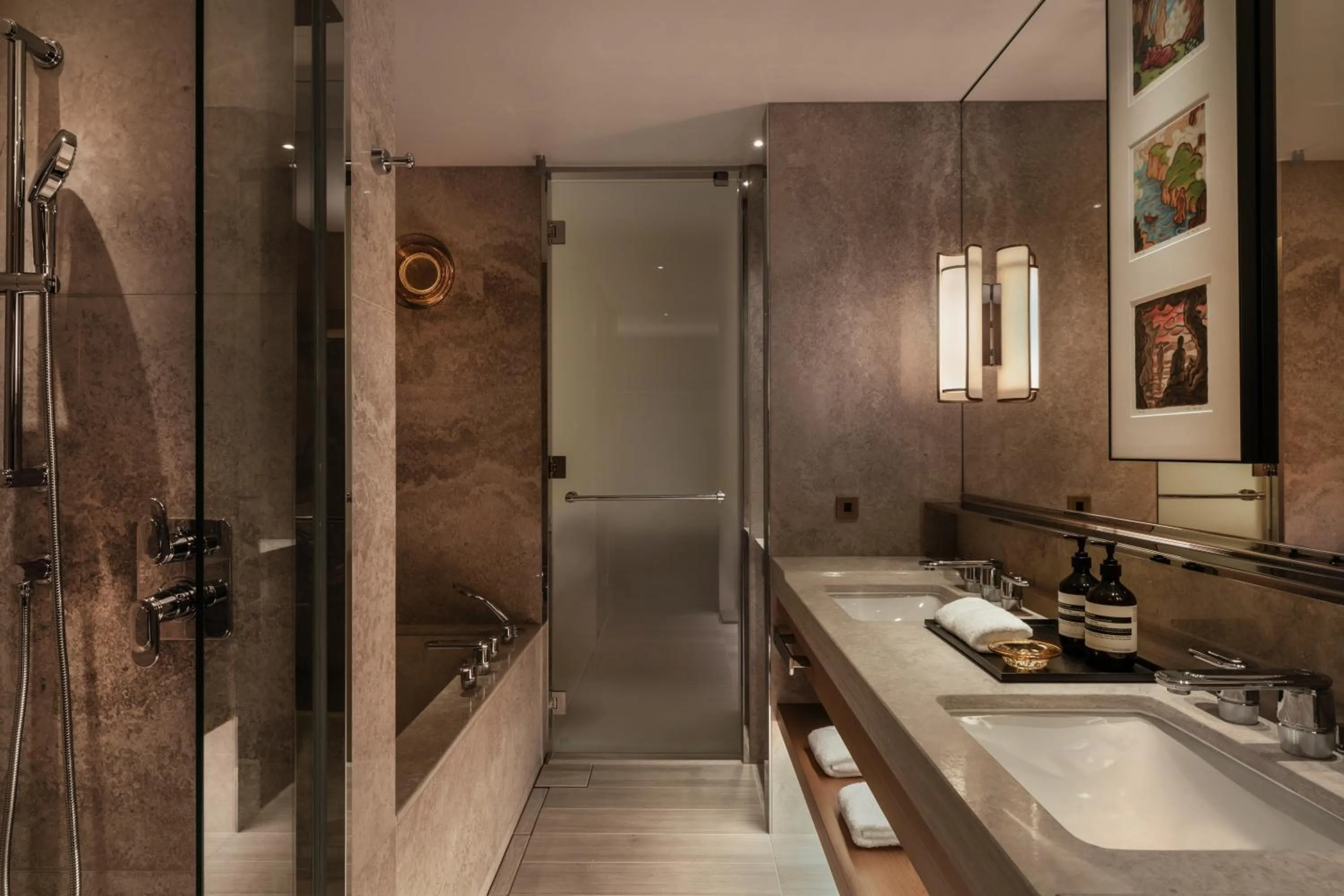 Photo of the whole room in Park Hyatt Tokyo