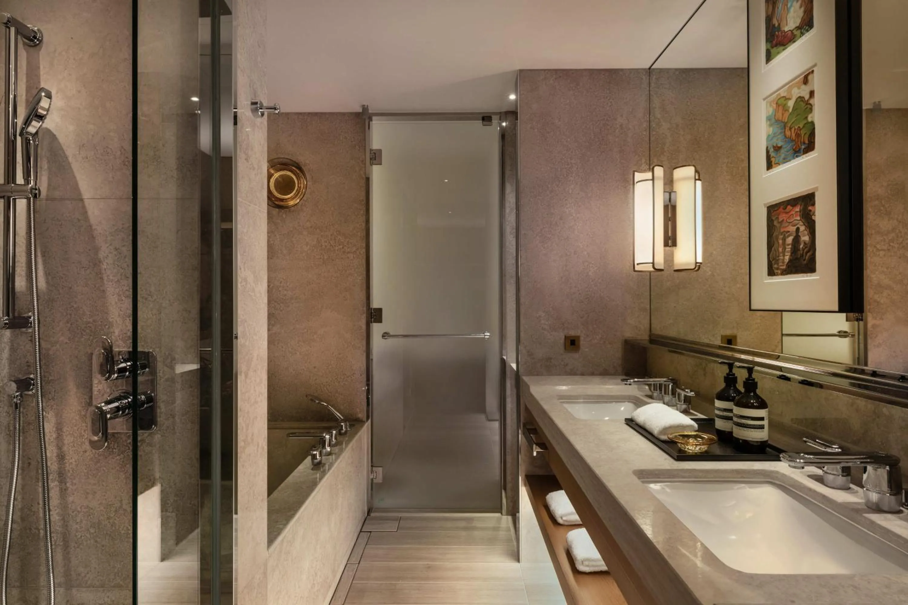 Bathroom in Park Hyatt Tokyo