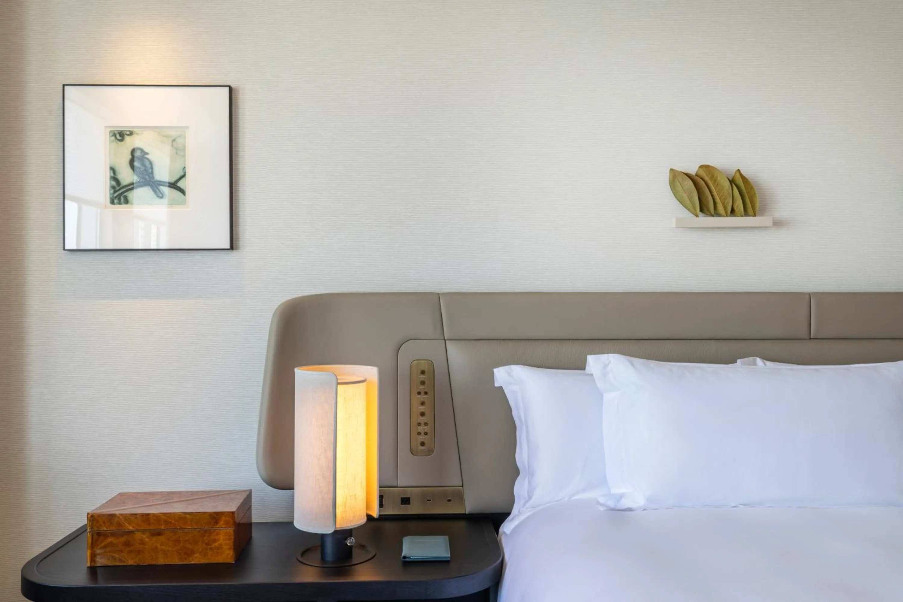 Bed in Park Hyatt Tokyo