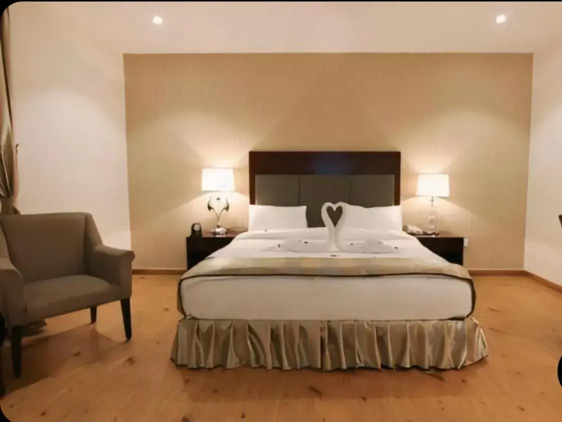 Bedroom, Bed in Aliah Towlan Palace Bedroom, Bed in Aliah Towlan Palace