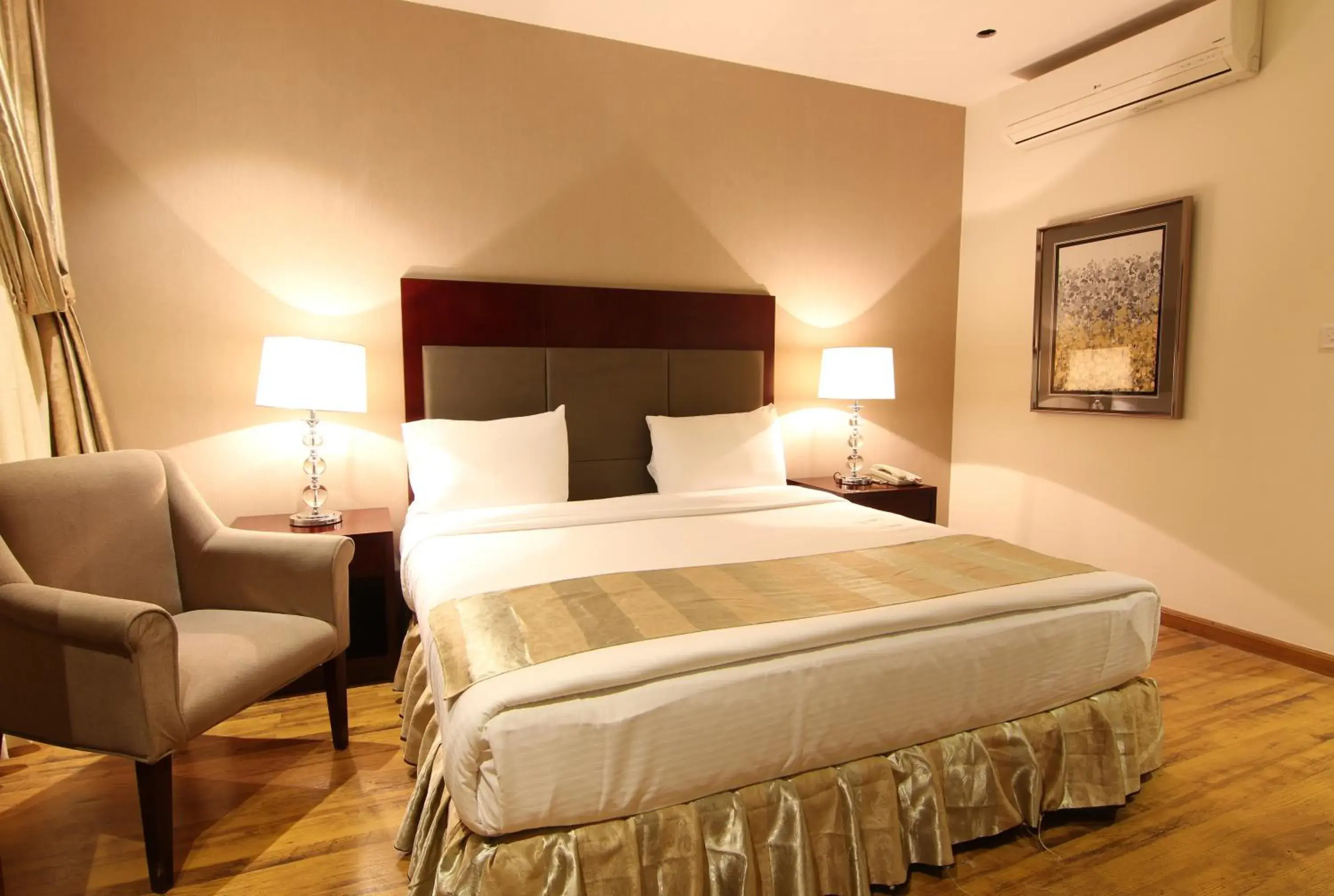 Bed in Aliah Towlan Palace Bed in Aliah Towlan Palace