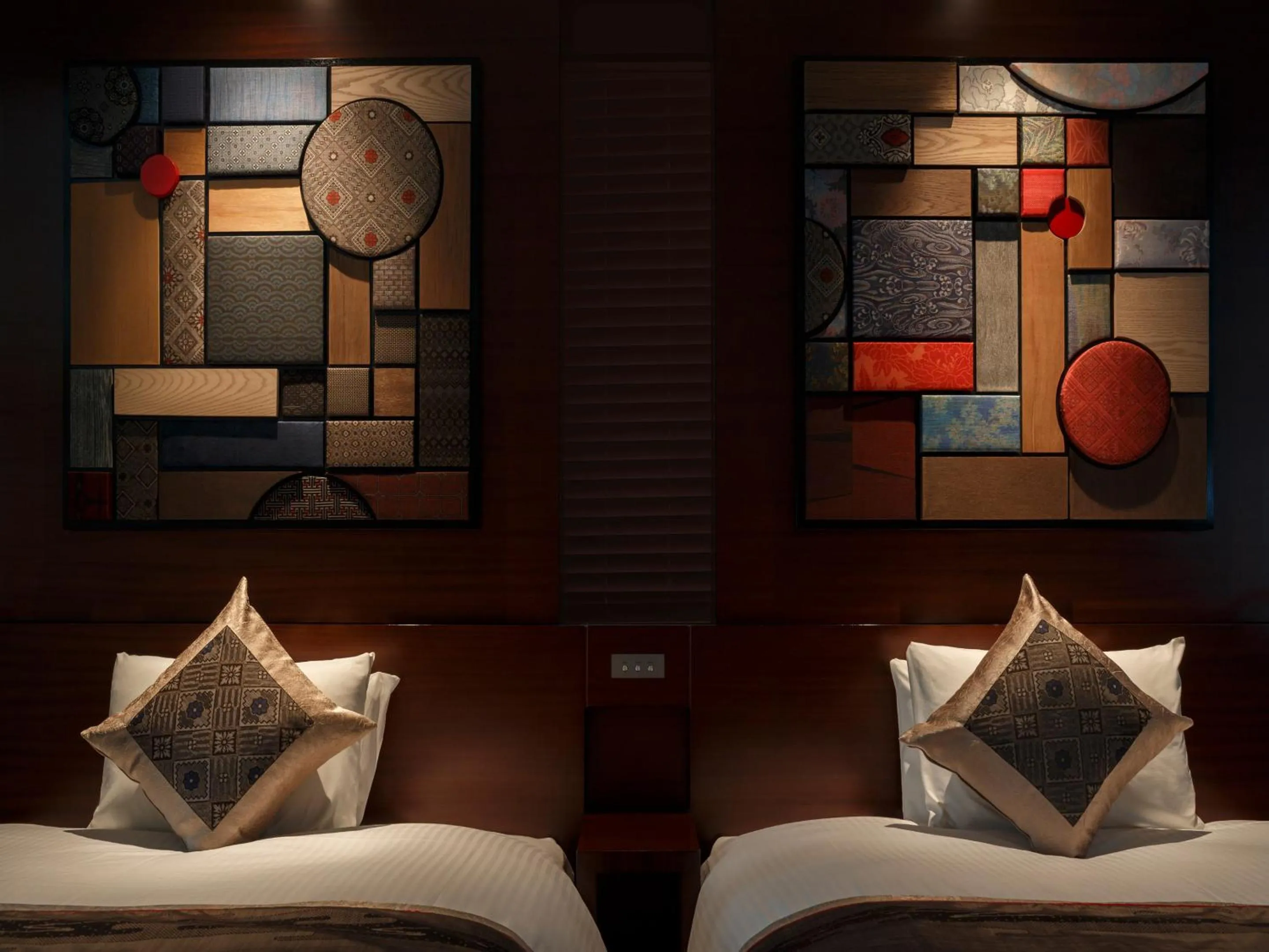 Decorative detail, Bed in Hotel The Celestine Tokyo Shiba