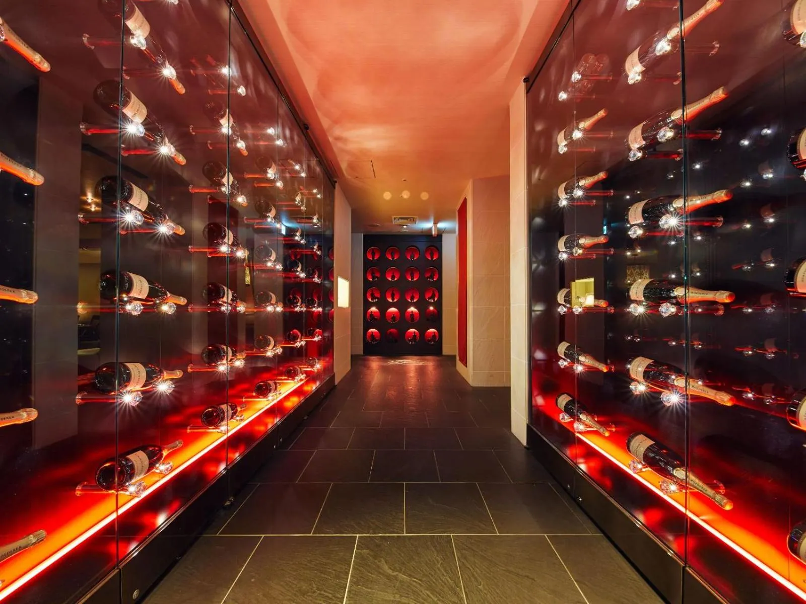 Restaurant/places to eat in Miyako Hotel Kyoto Hachijo