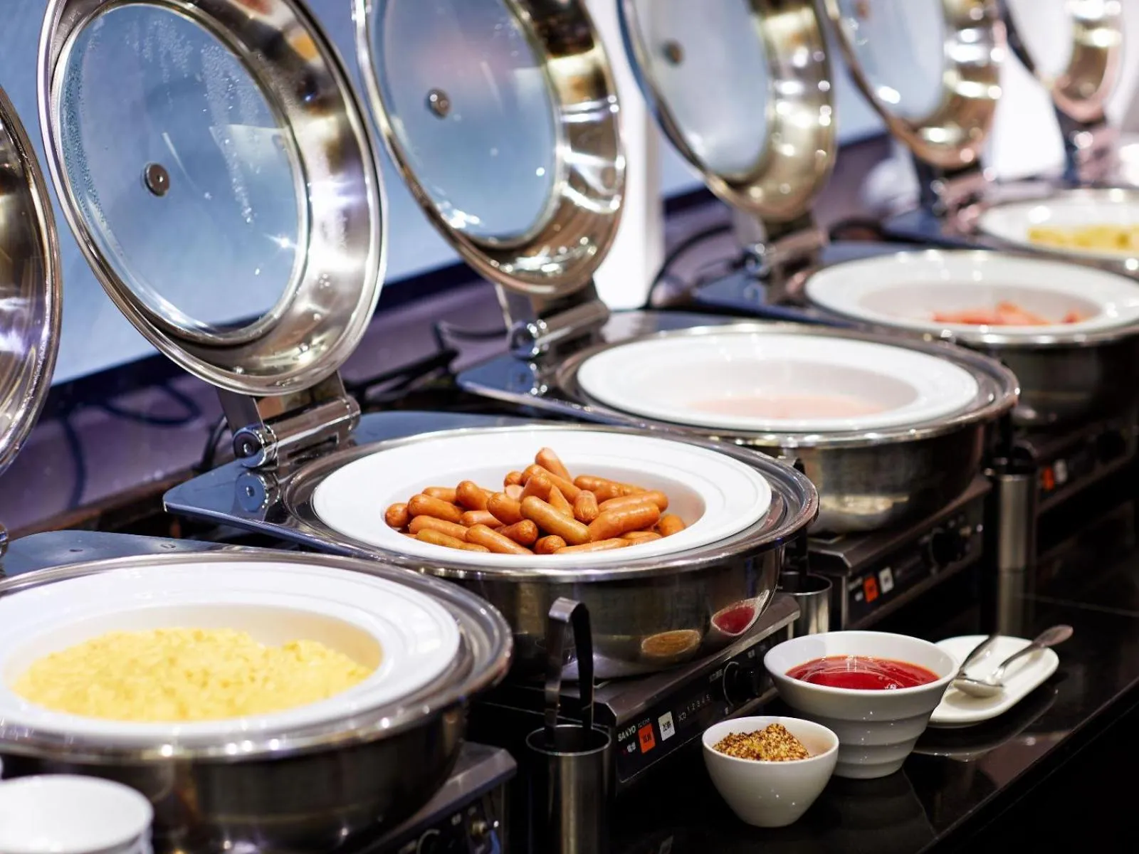 Restaurant/places to eat in Miyako Hotel Kyoto Hachijo