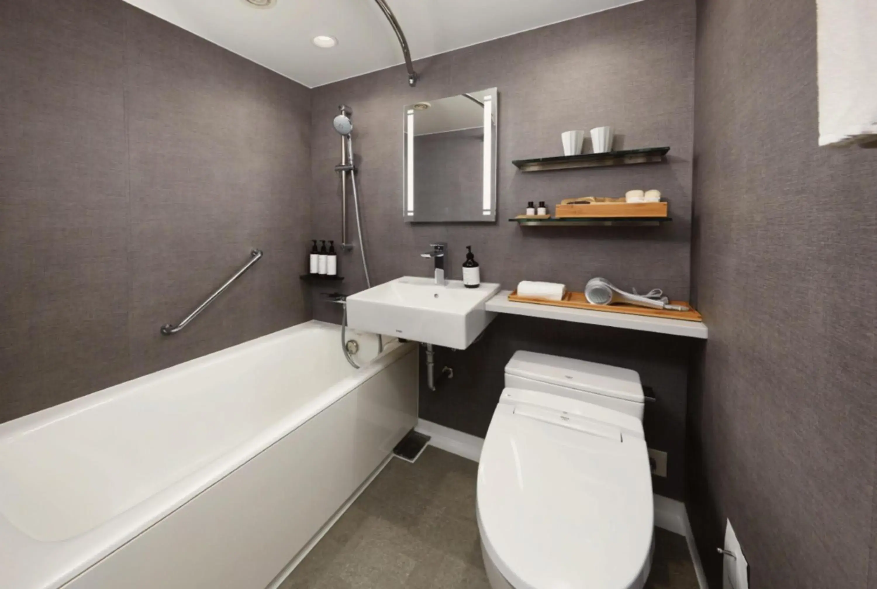 Bathroom in Shiba Park Hotel Bathroom in Shiba Park Hotel