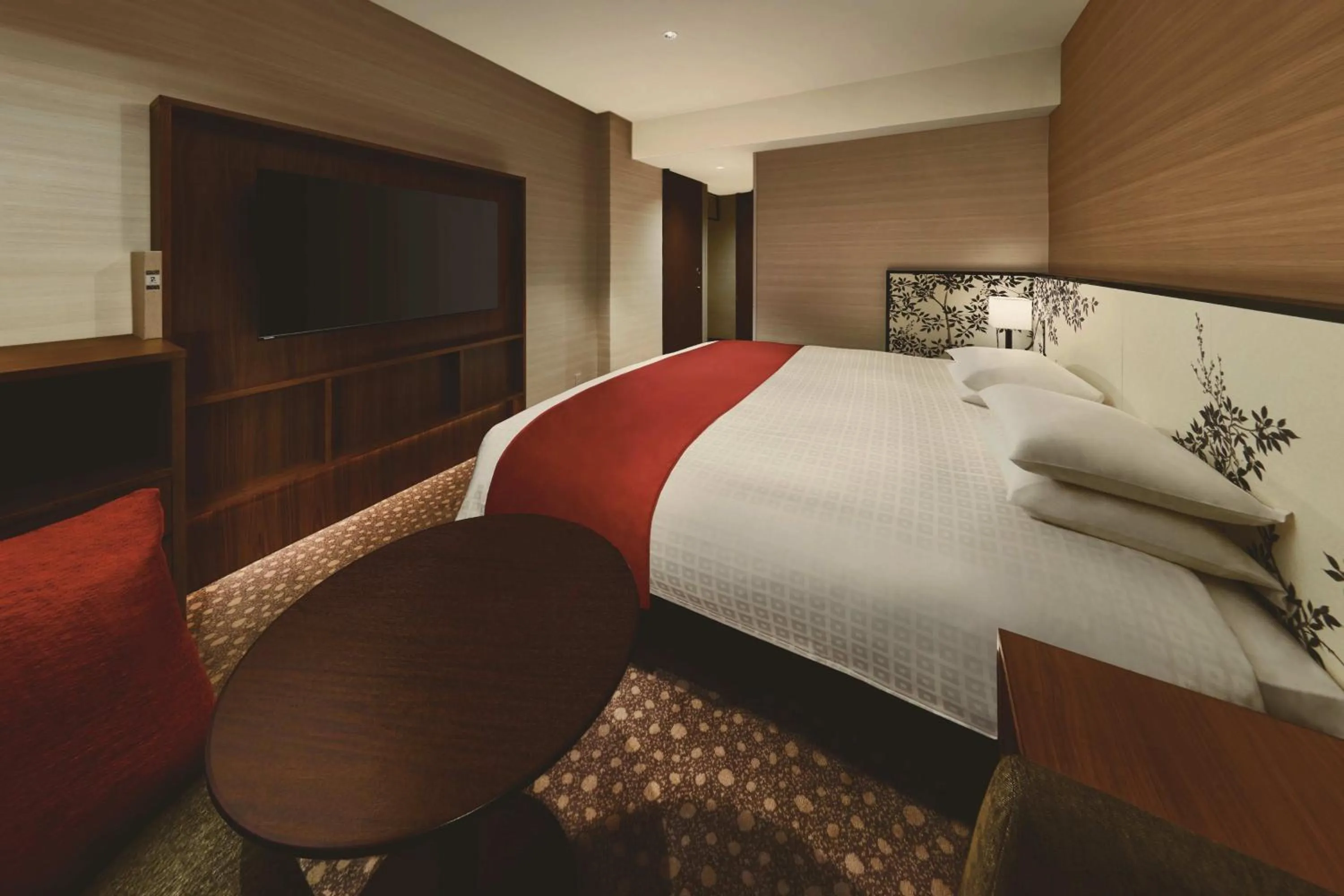 Bed in Shiba Park Hotel