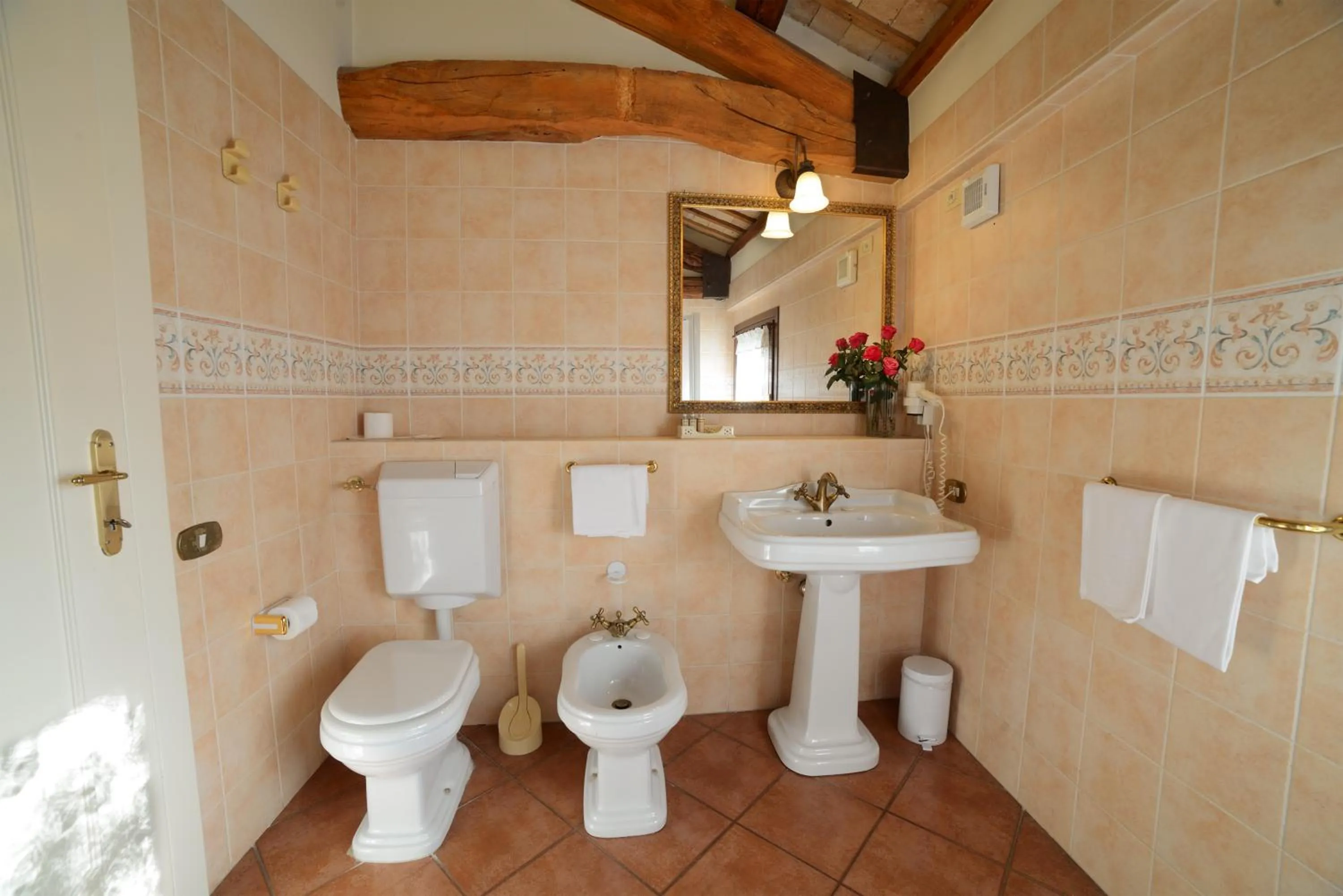 Bathroom in Hotel Villa Luppis