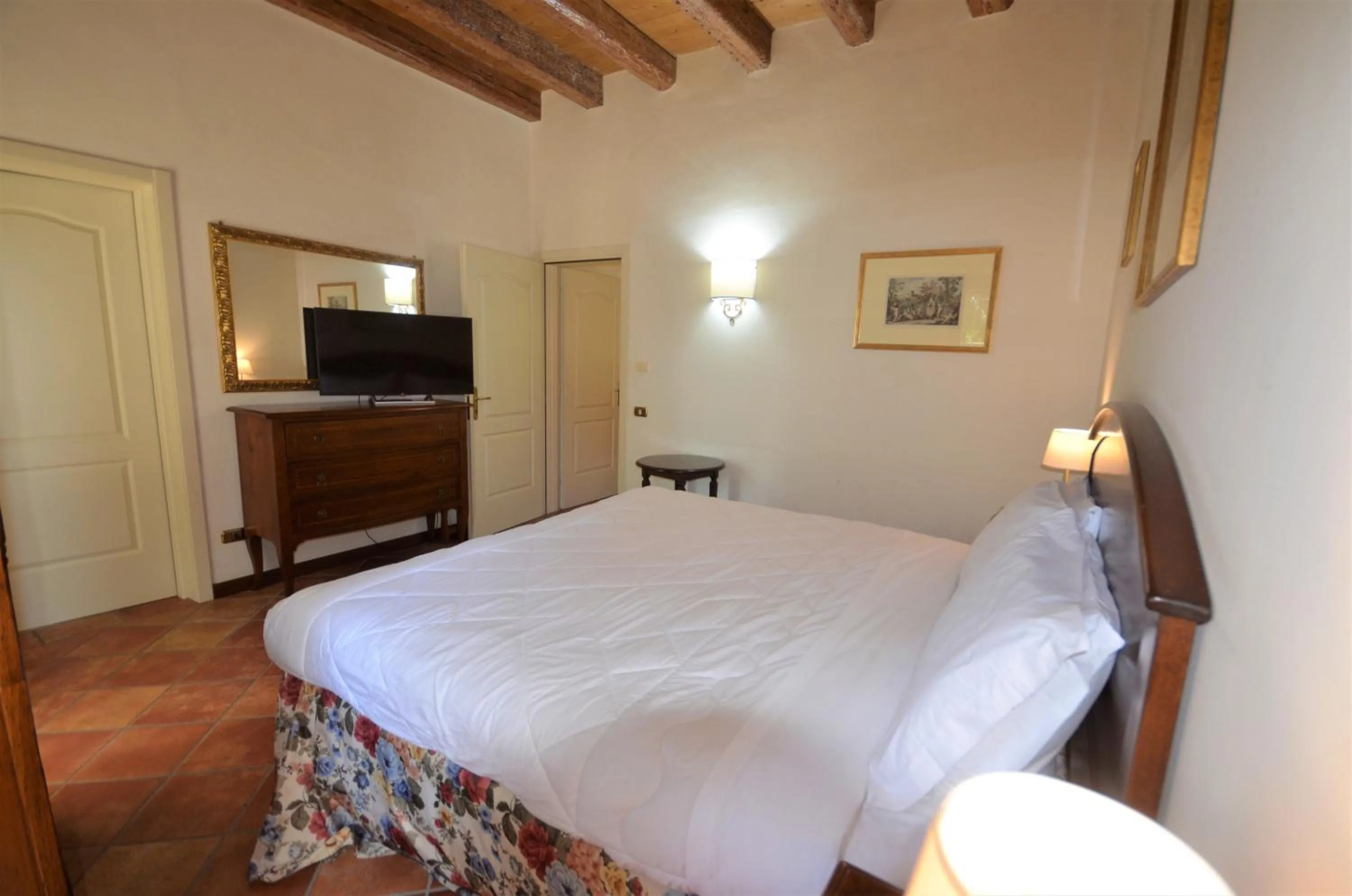 Bed in Hotel Villa Luppis