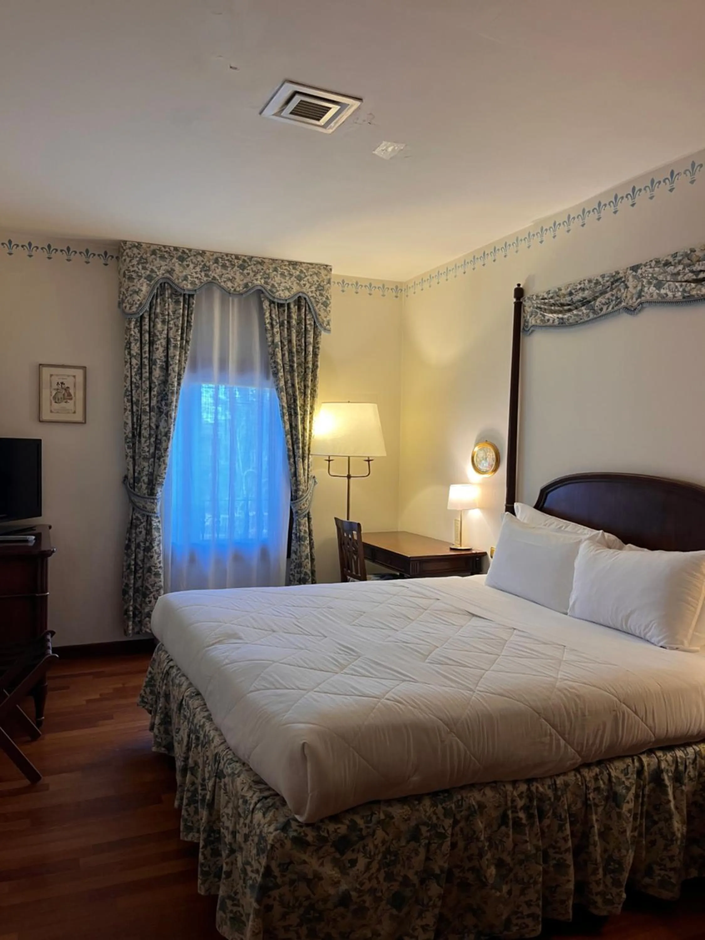 Bed in Hotel Villa Luppis