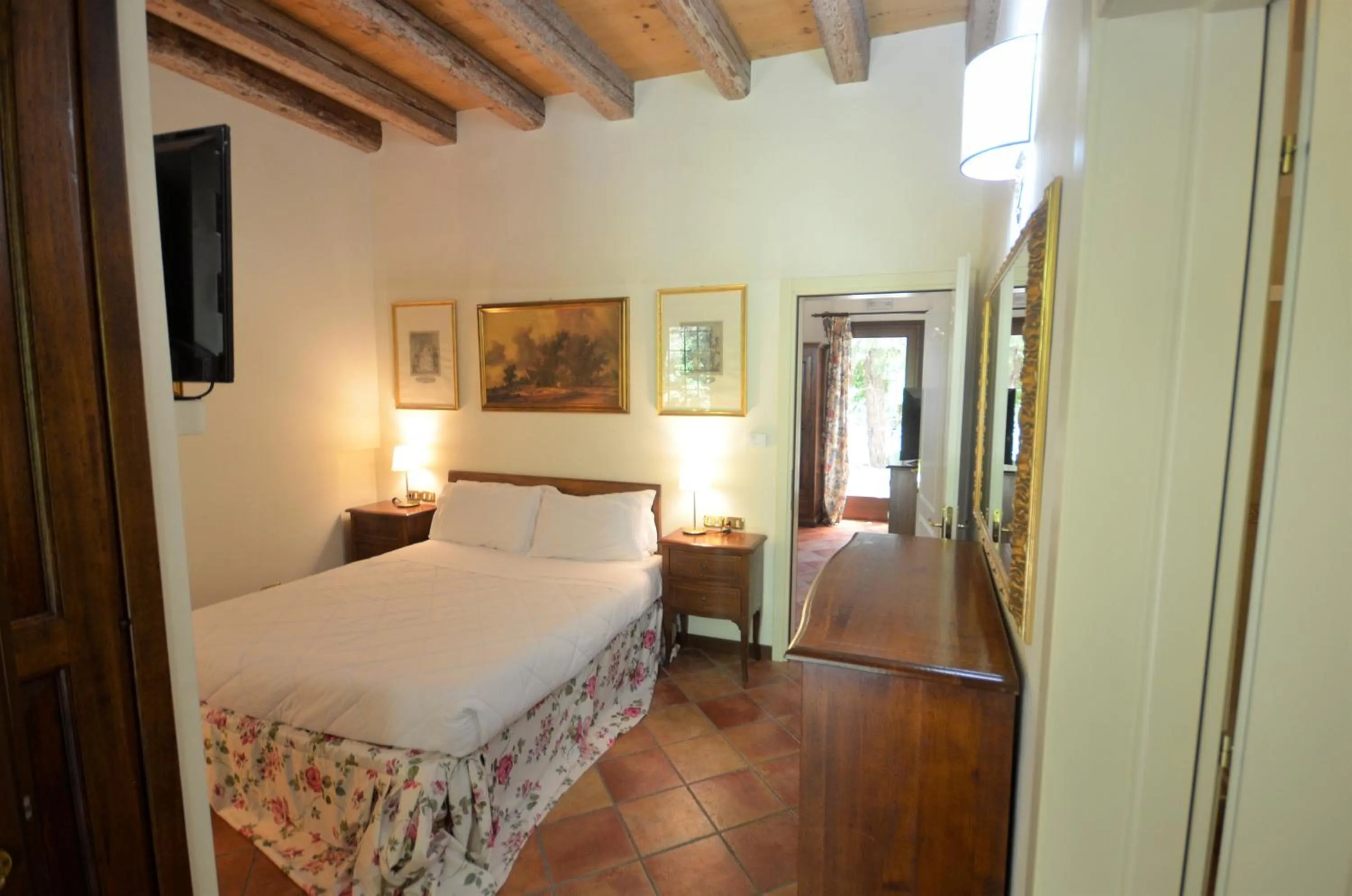 Bed in Hotel Villa Luppis