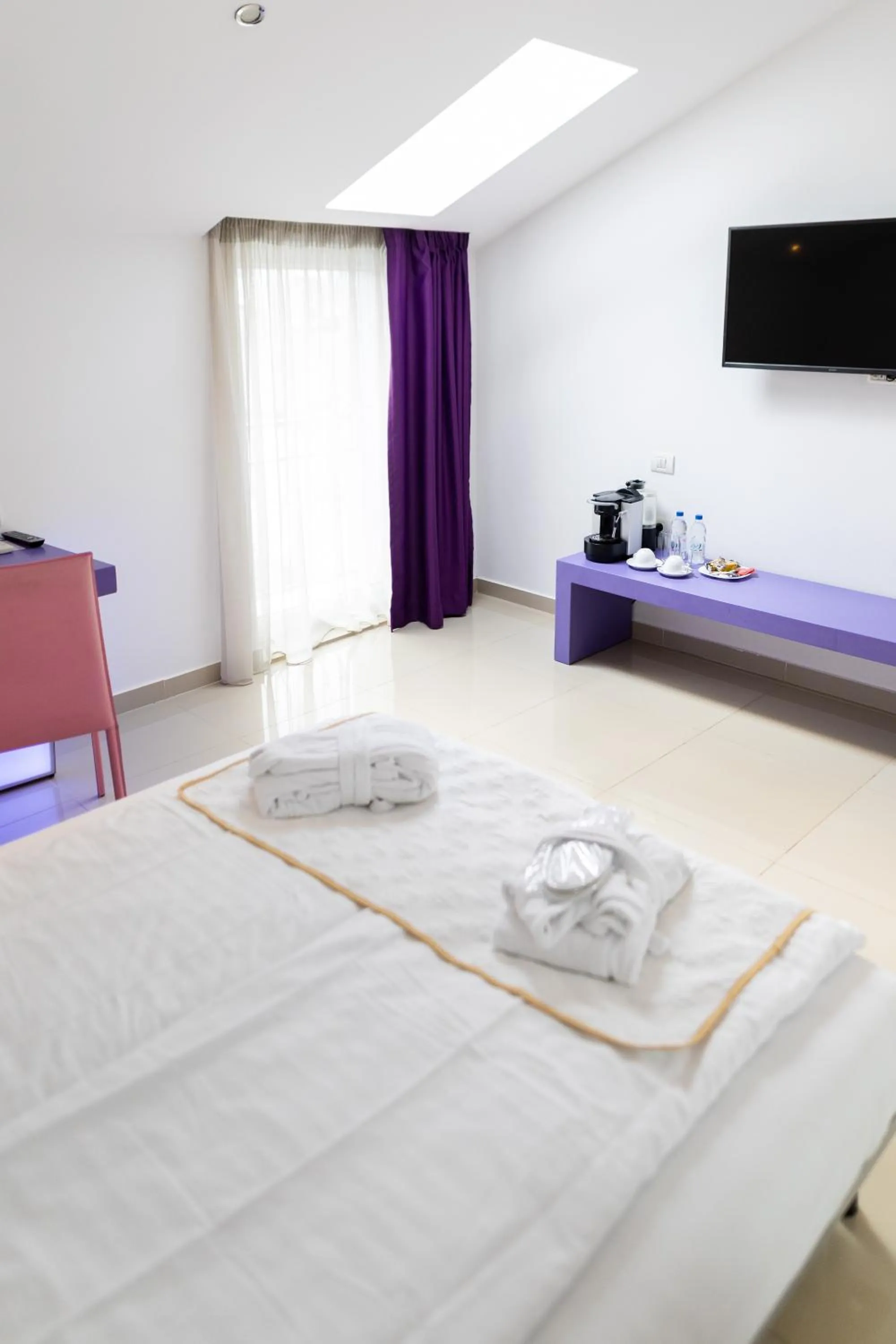 Bed in Christina Hotel