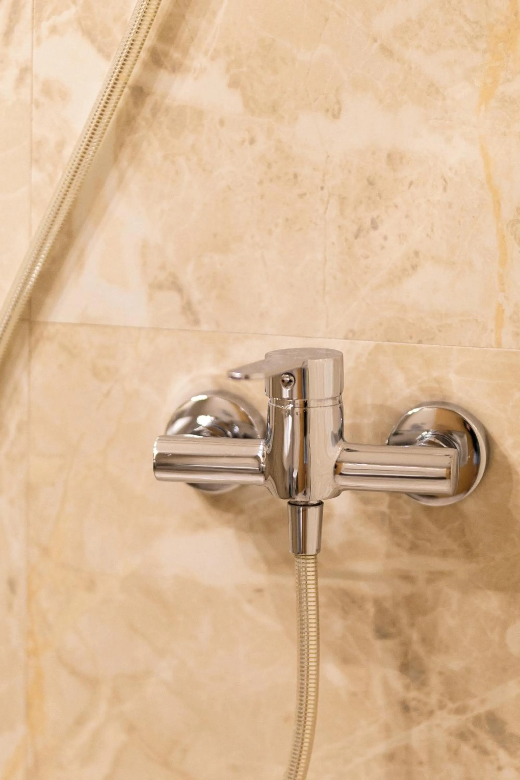 Shower in Christina Hotel