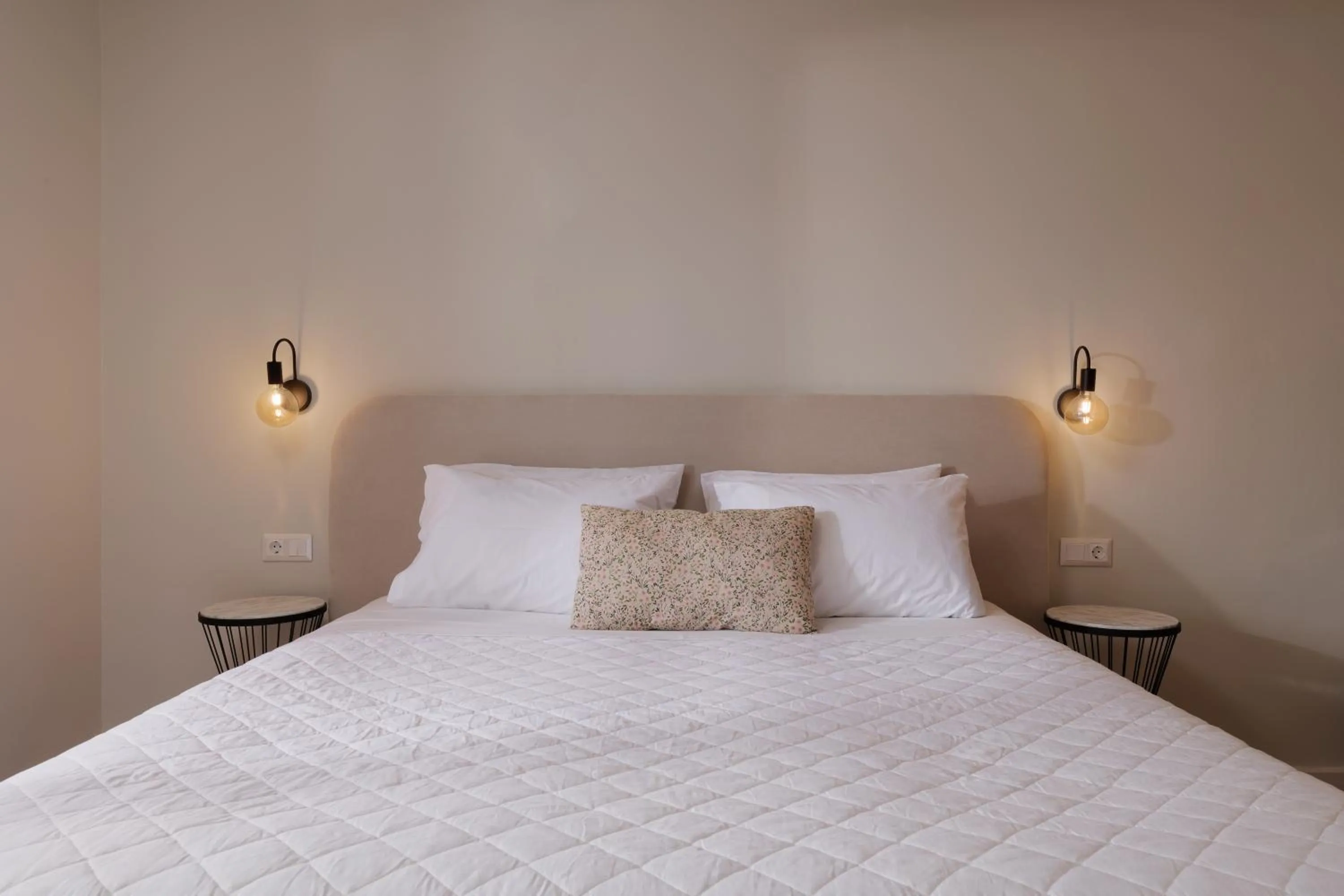 Bed in Dominoes Corfu