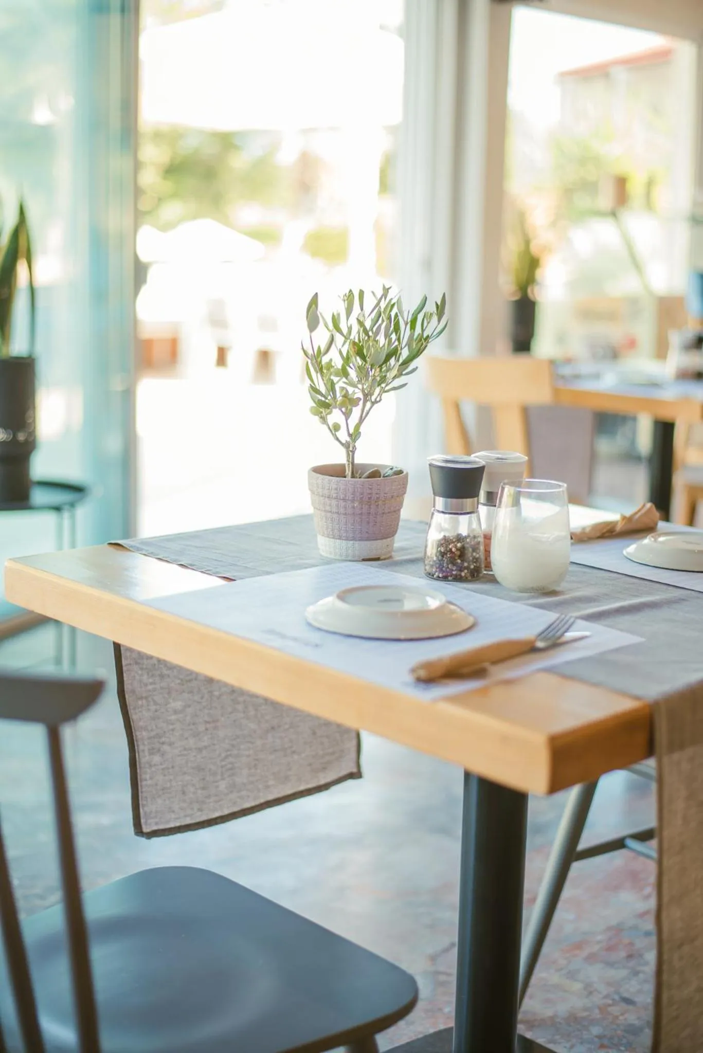 Restaurant/places to eat in Dominoes Corfu