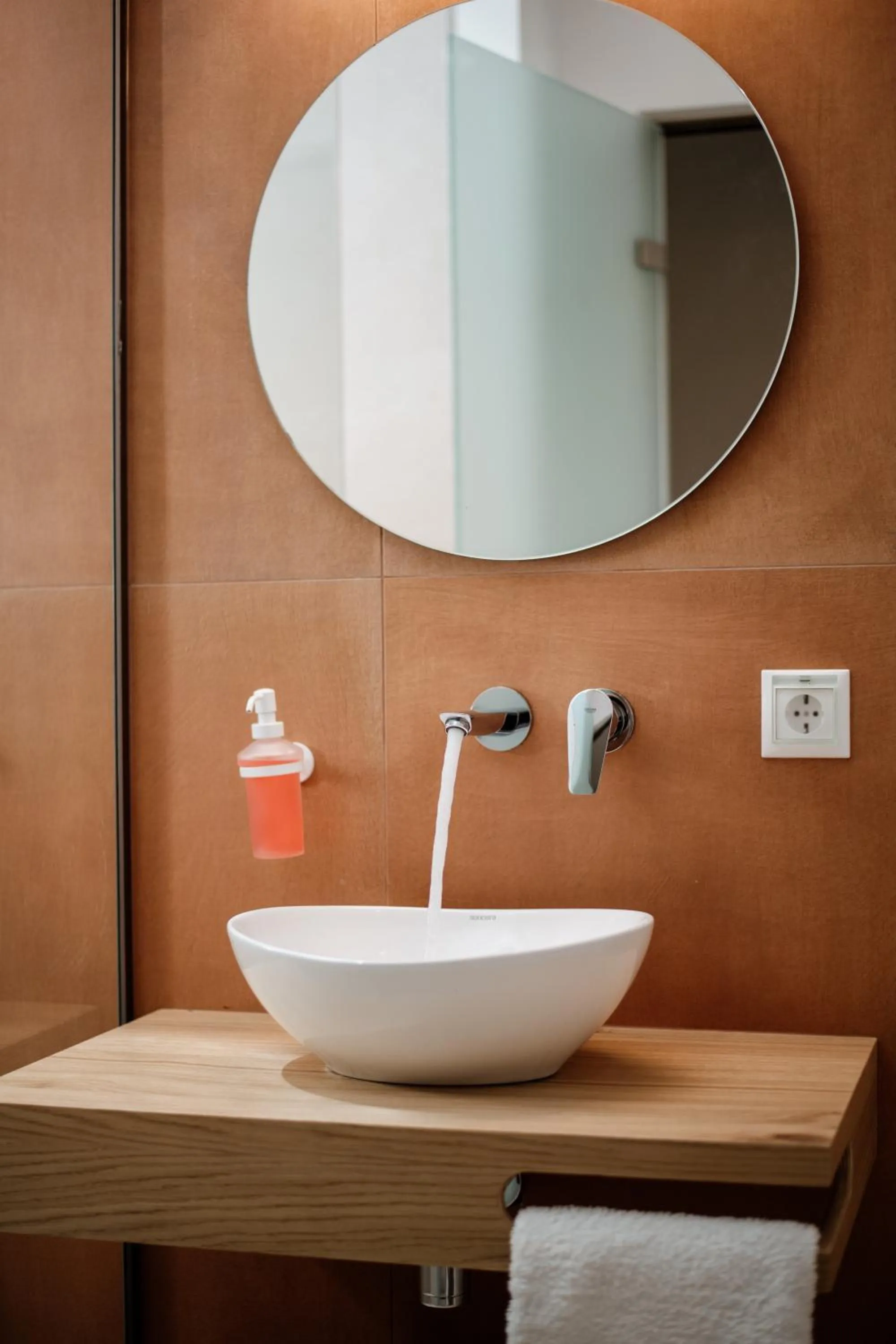 Bathroom in Dominoes Corfu