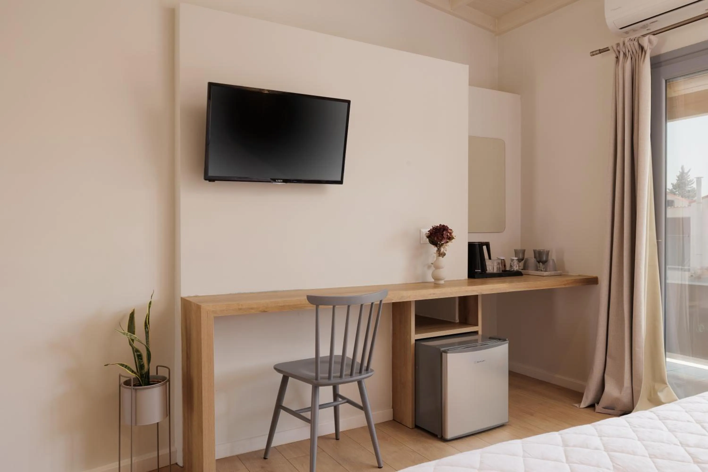 TV and multimedia in Dominoes Corfu