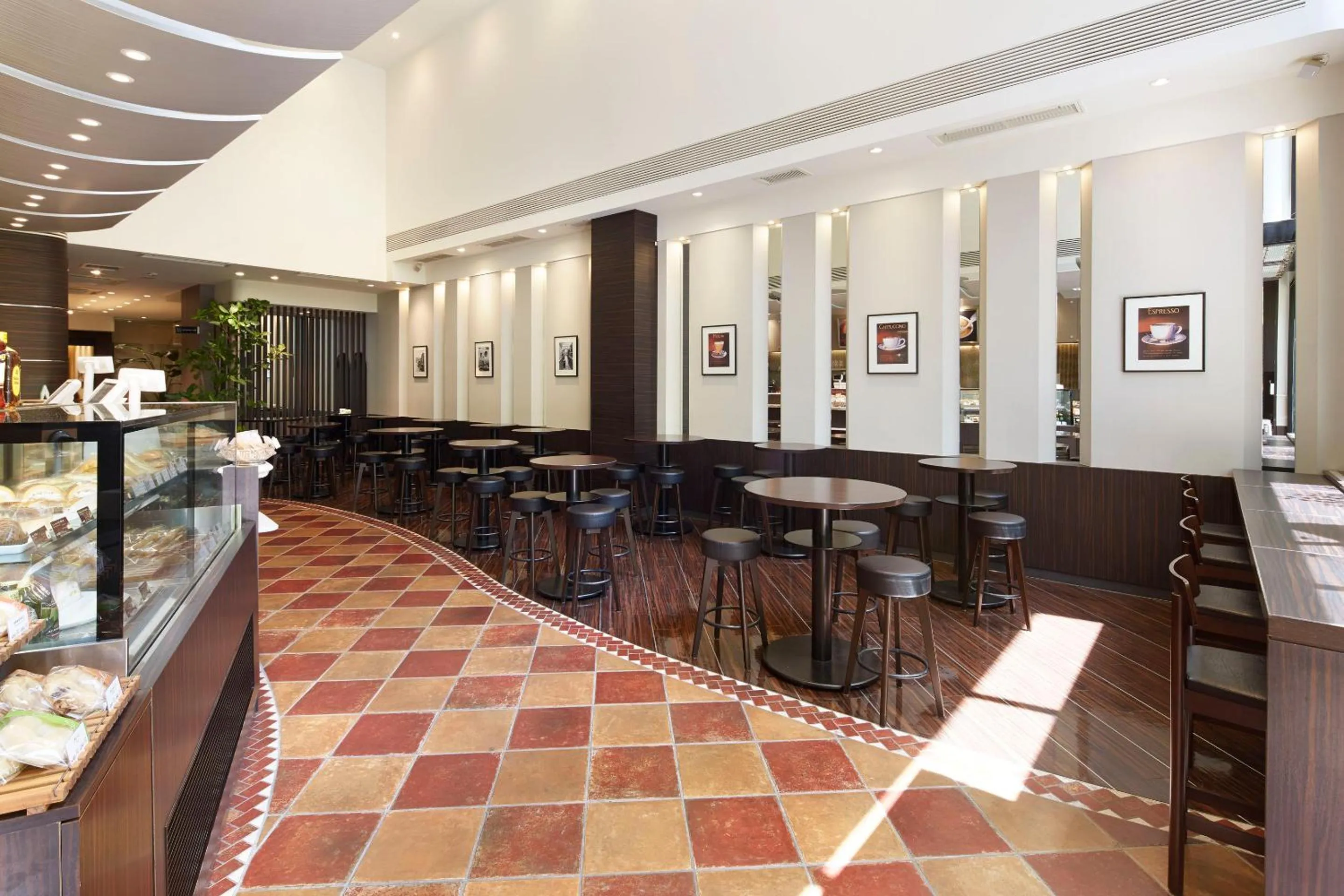 Restaurant/places to eat in the b akasaka-mitsuke