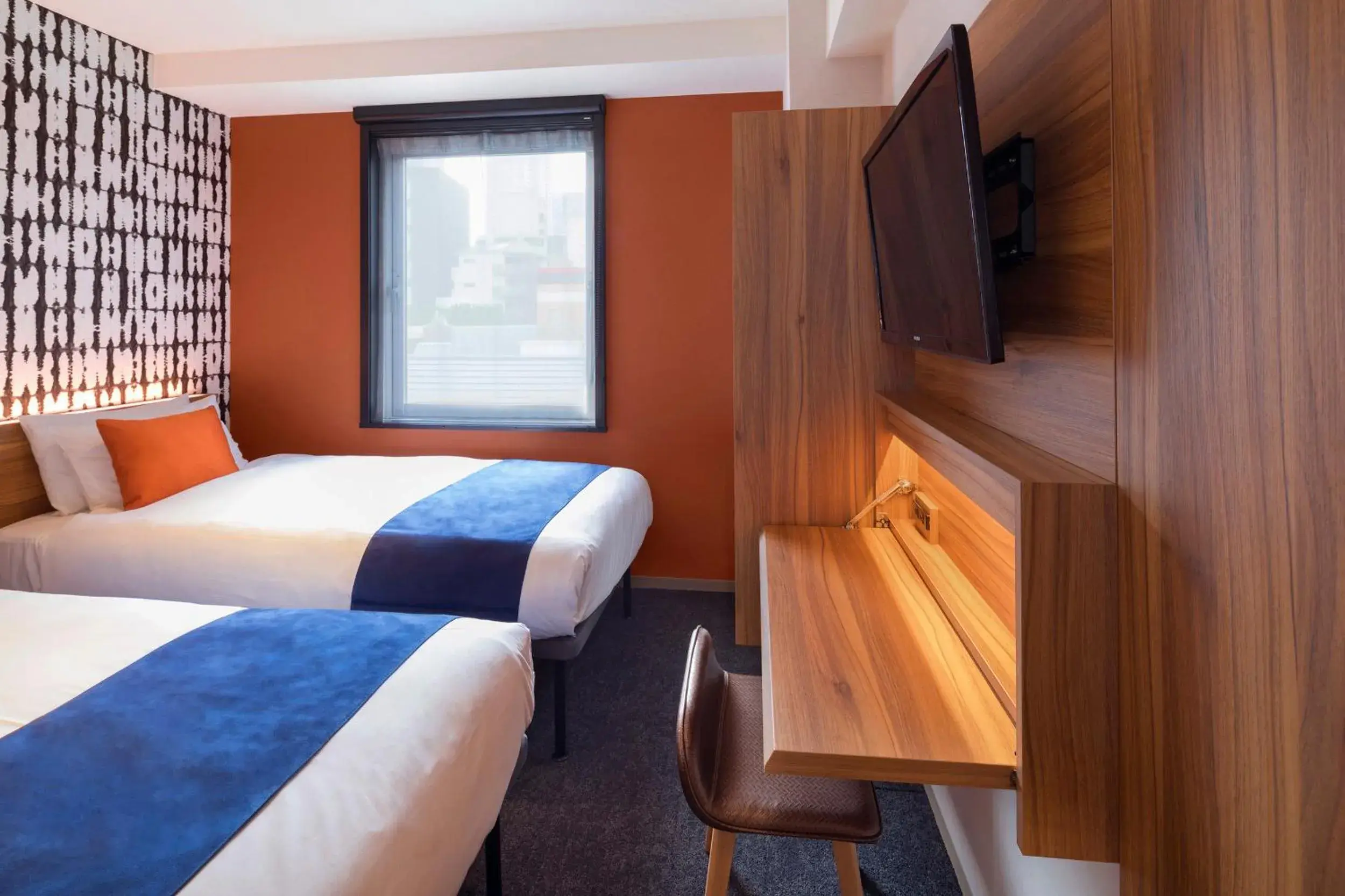 Bed in the b akasaka-mitsuke Bed in the b akasaka-mitsuke