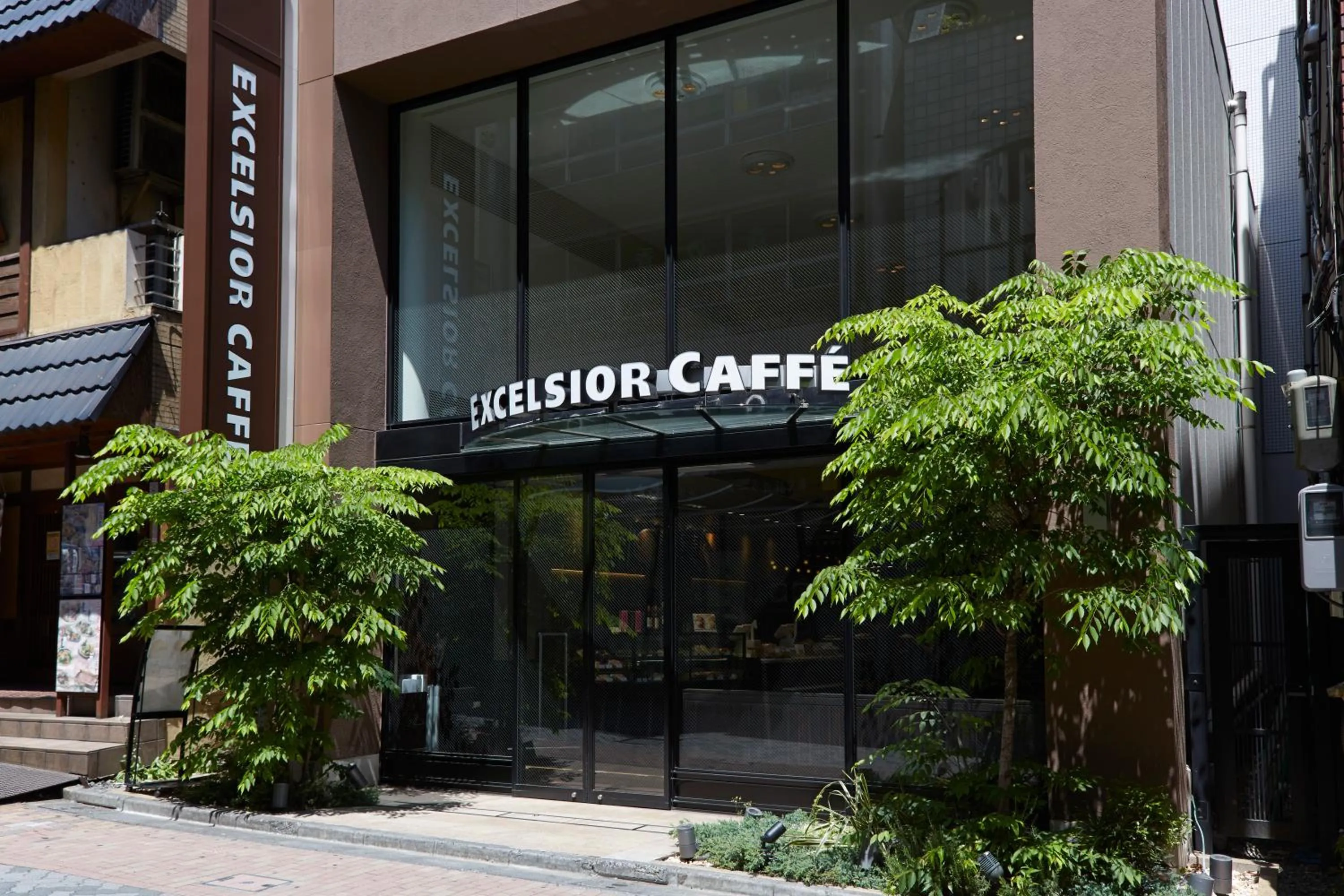 Restaurant/places to eat in the b akasaka-mitsuke