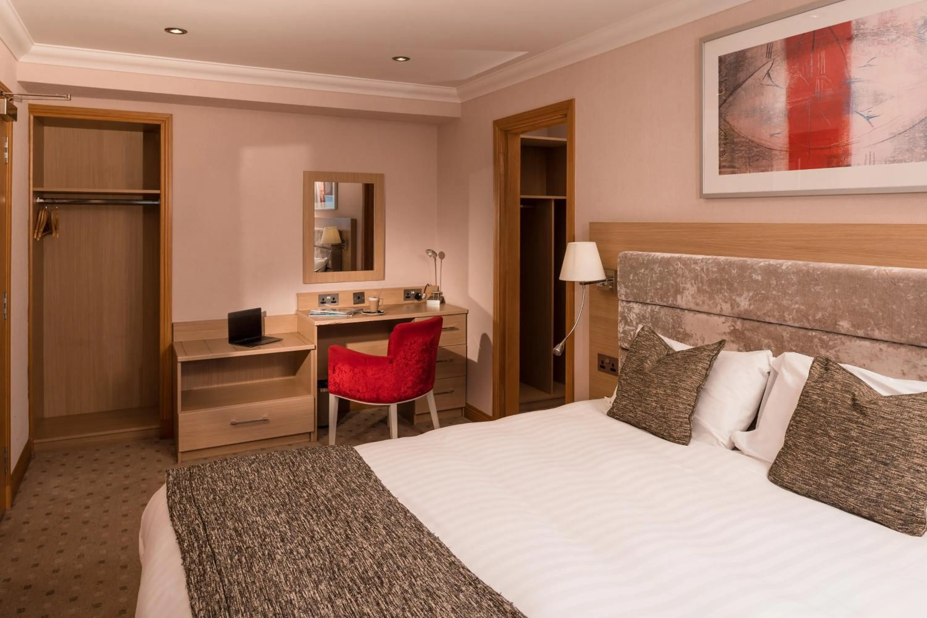 Bed in Carlton Hotel