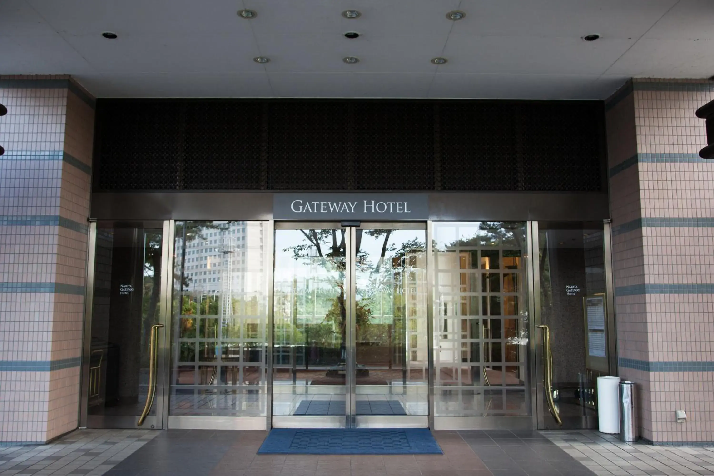 Facade/entrance in Narita Gateway Hotel Facade/entrance in Narita Gateway Hotel