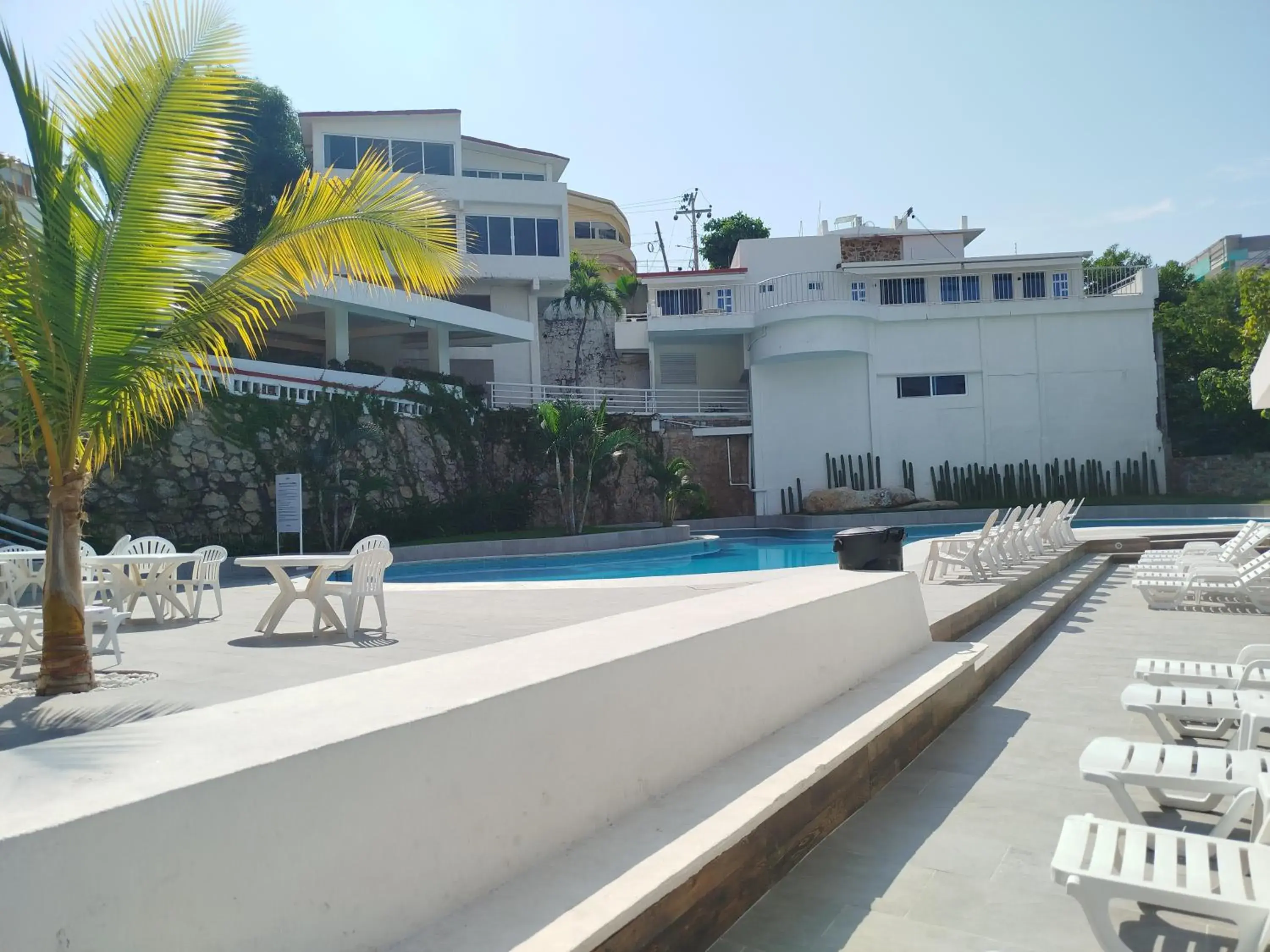 Swimming pool in Hotel Aristos Acapulco Swimming pool in Hotel Aristos Acapulco