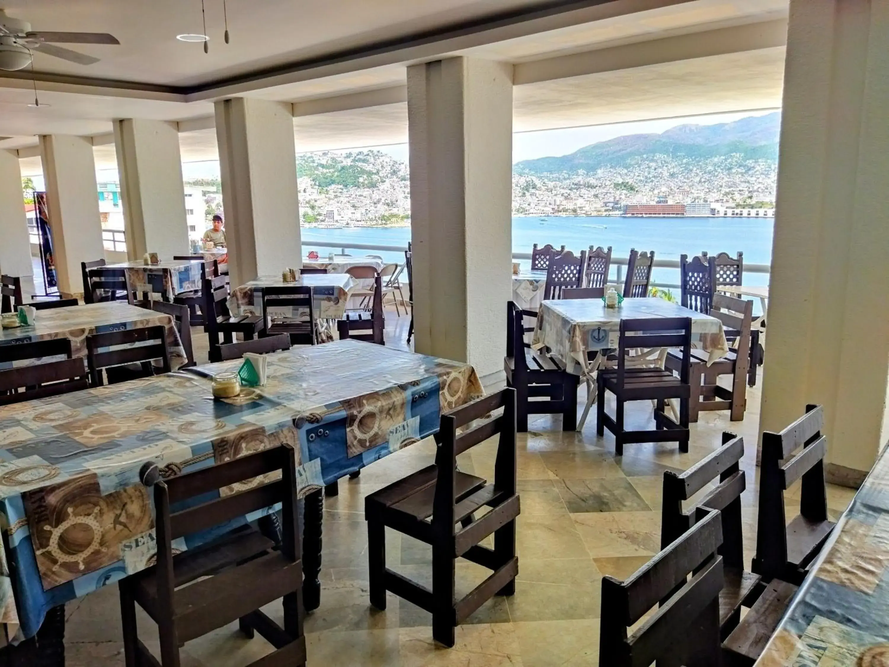 Restaurant/places to eat in Hotel Aristos Acapulco Restaurant/places to eat in Hotel Aristos Acapulco
