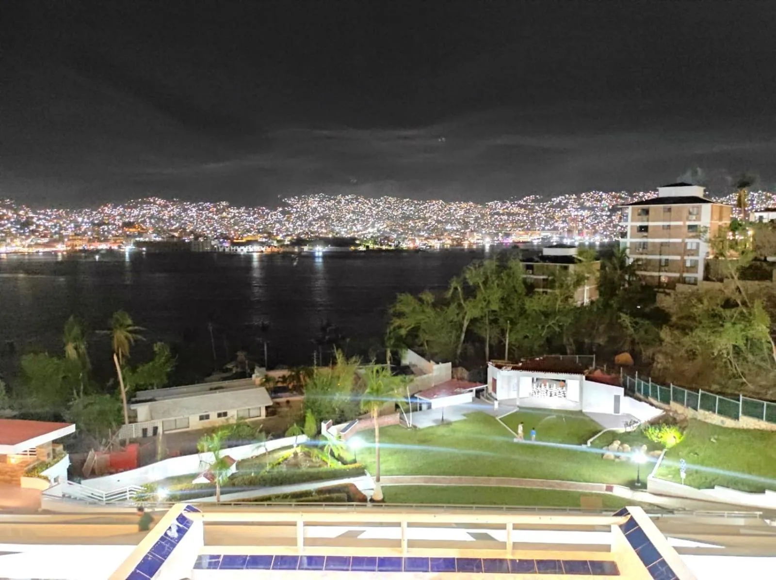 Night in Hotel Aristos Acapulco