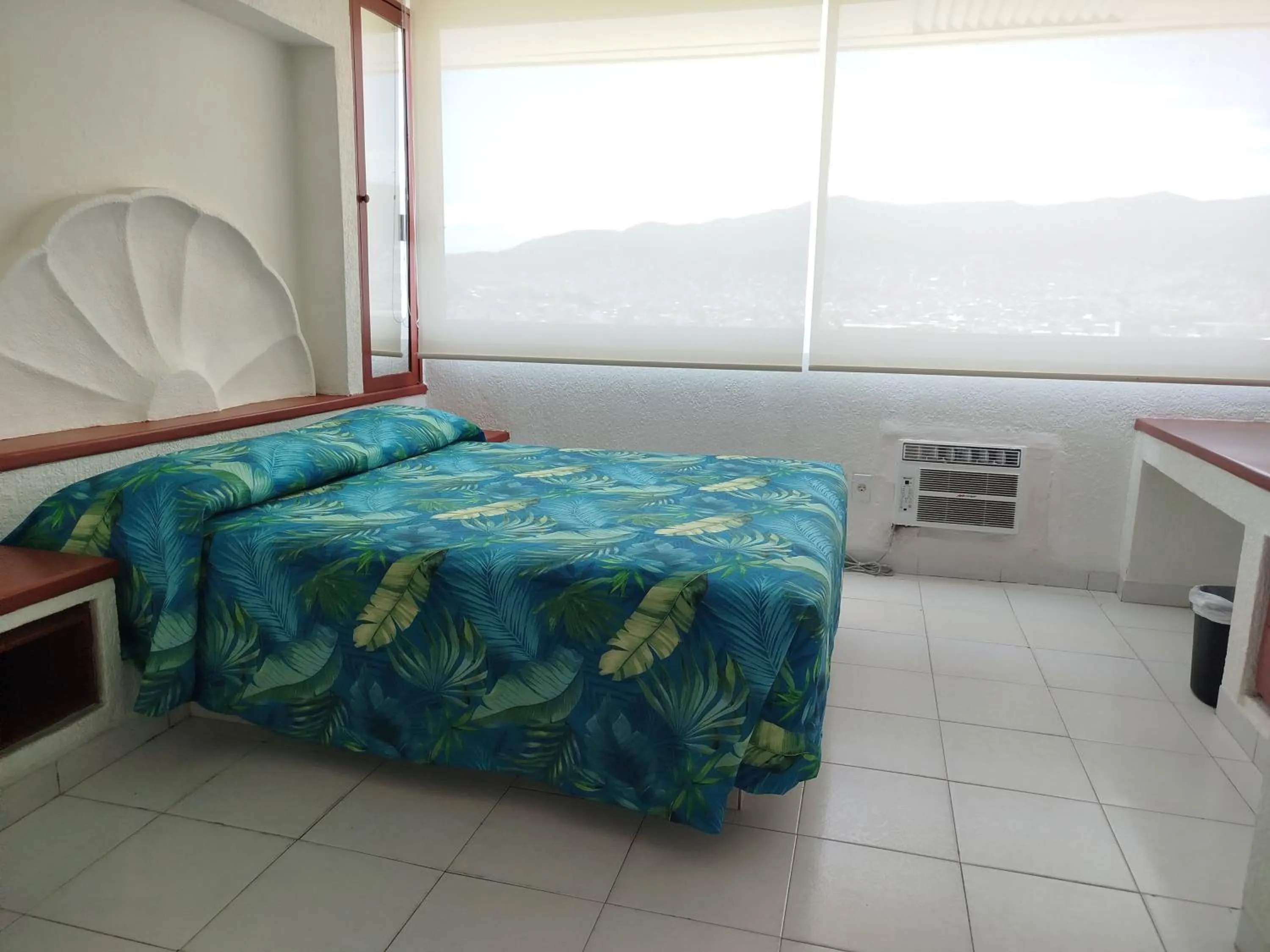 Bed in Hotel Aristos Acapulco