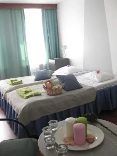 Twin Room in Hotel Suonenjoki Twin Room in Hotel Suonenjoki