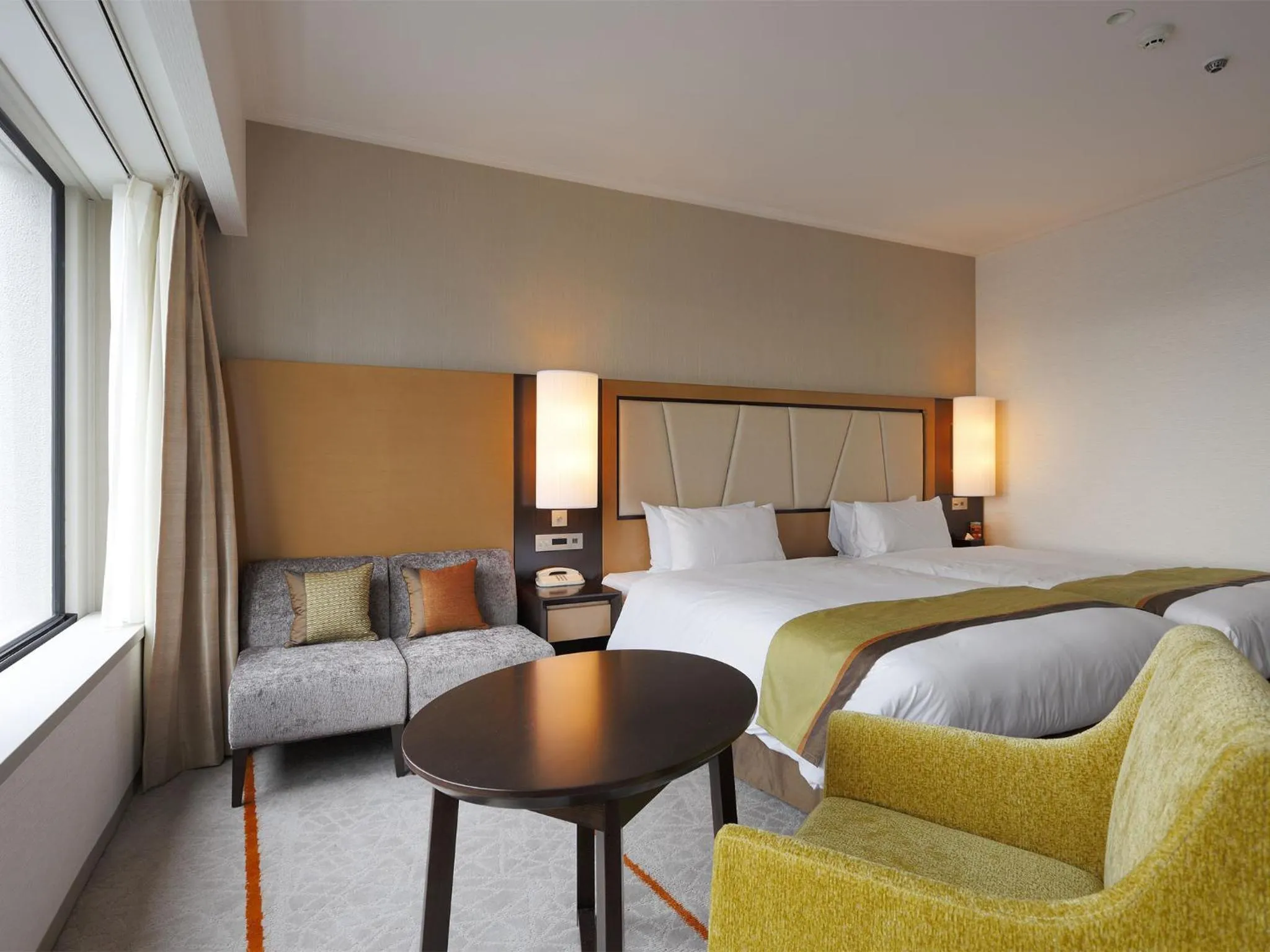 Bedroom, Bed in Keio Plaza Hotel Tokyo