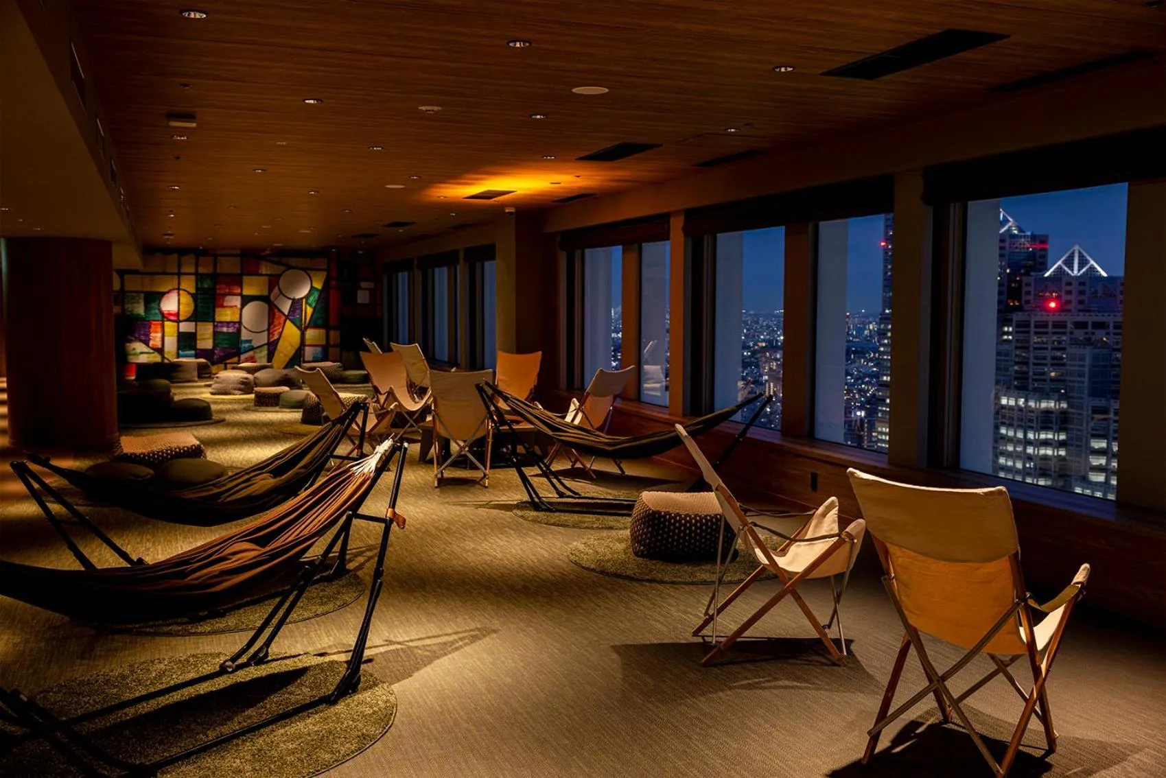 Lounge or bar in Keio Plaza Hotel Tokyo