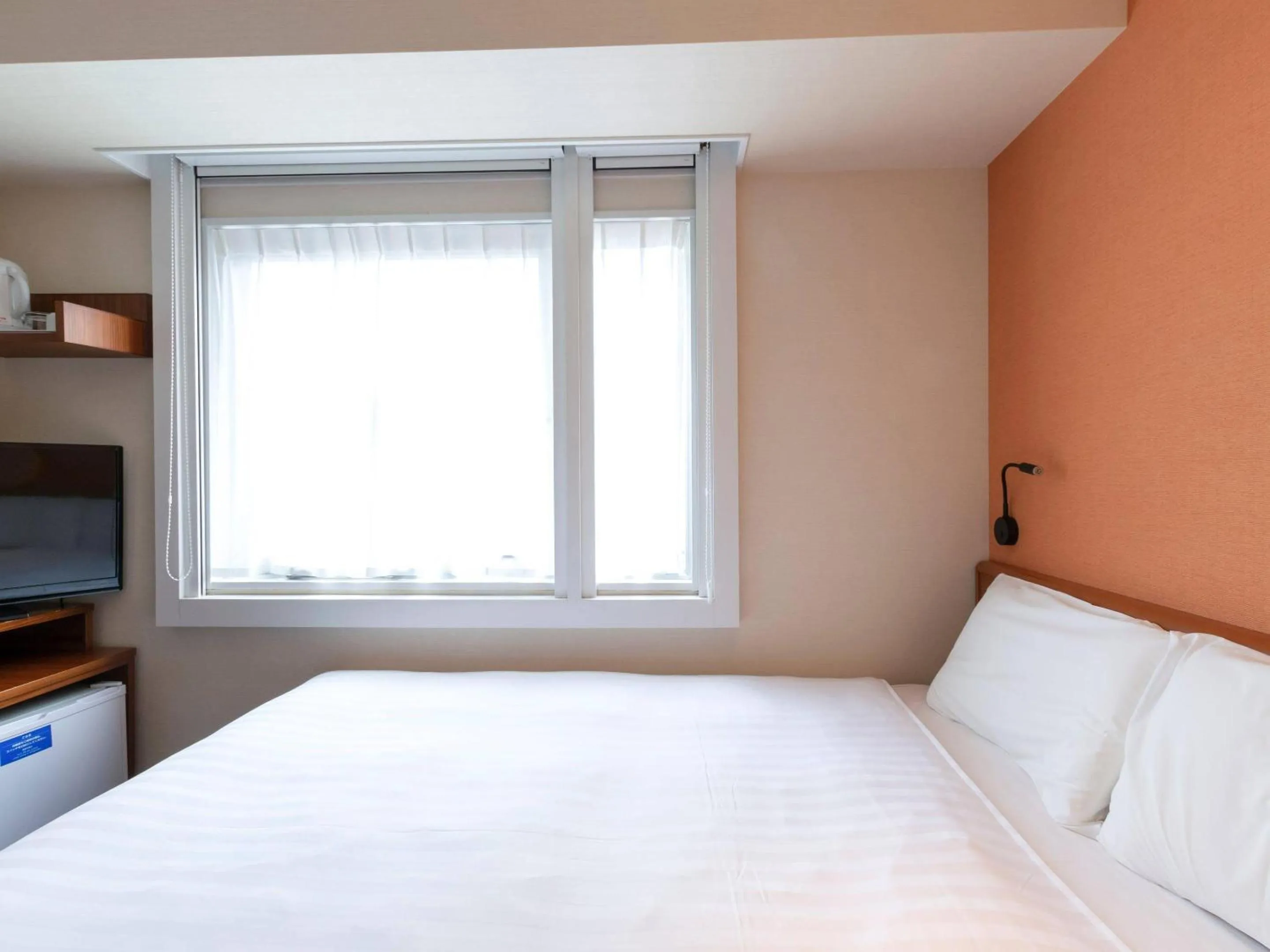 Bedroom, Bed in Comfort Inn Tokyo Roppongi