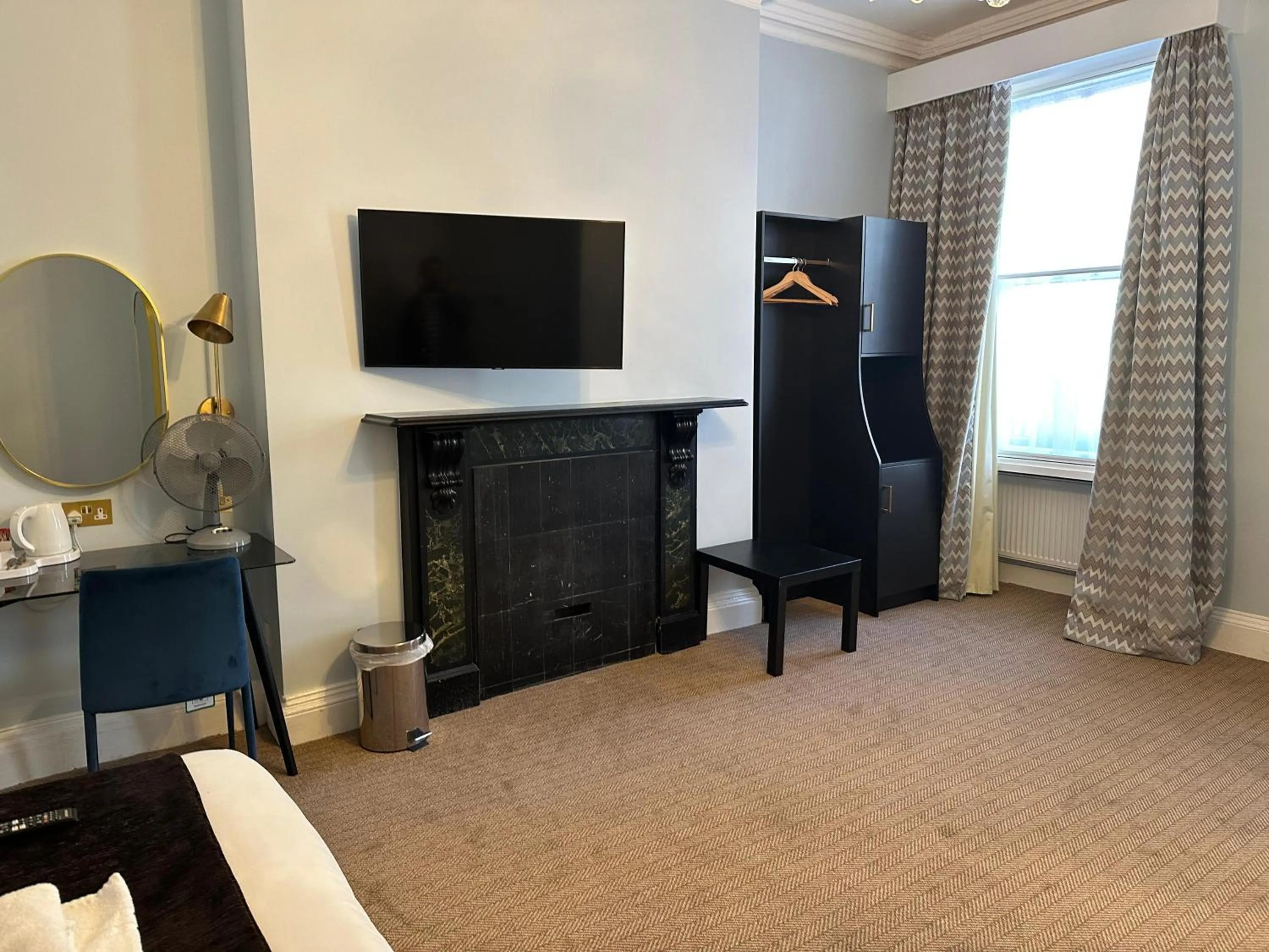 TV and multimedia in Arran House Hotel