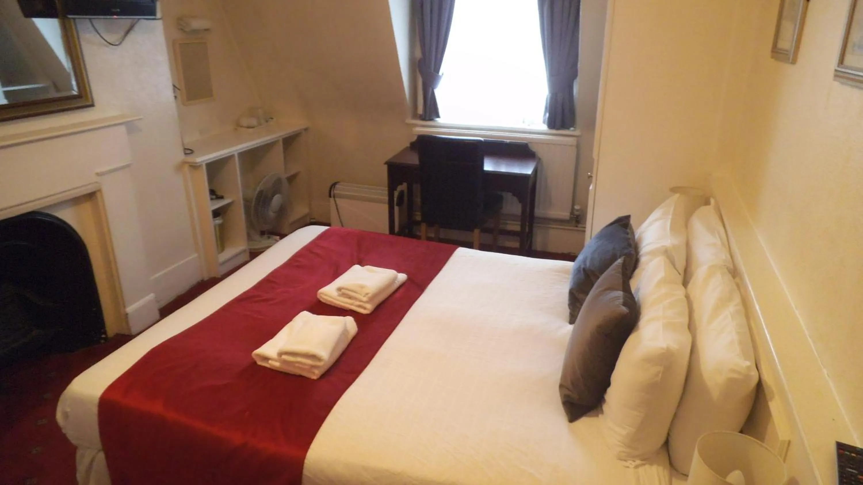 Bed in Arran House Hotel