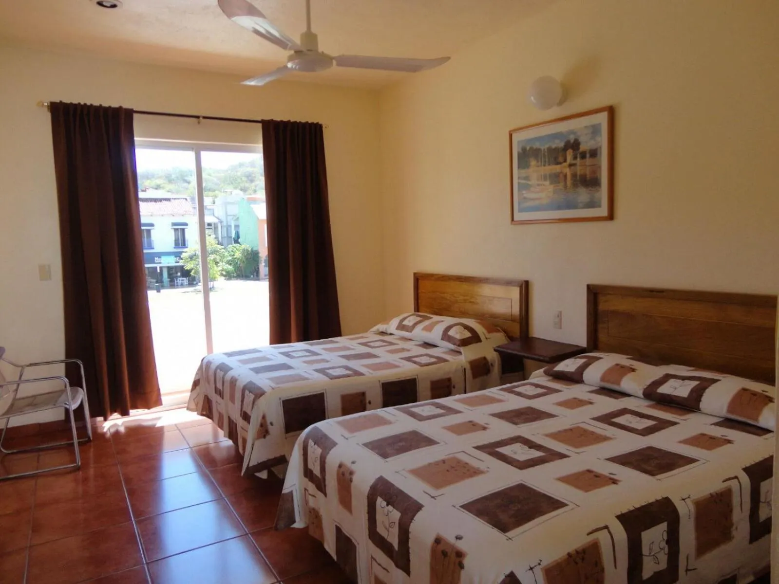 Bed in Hotel Huatulco Máxico