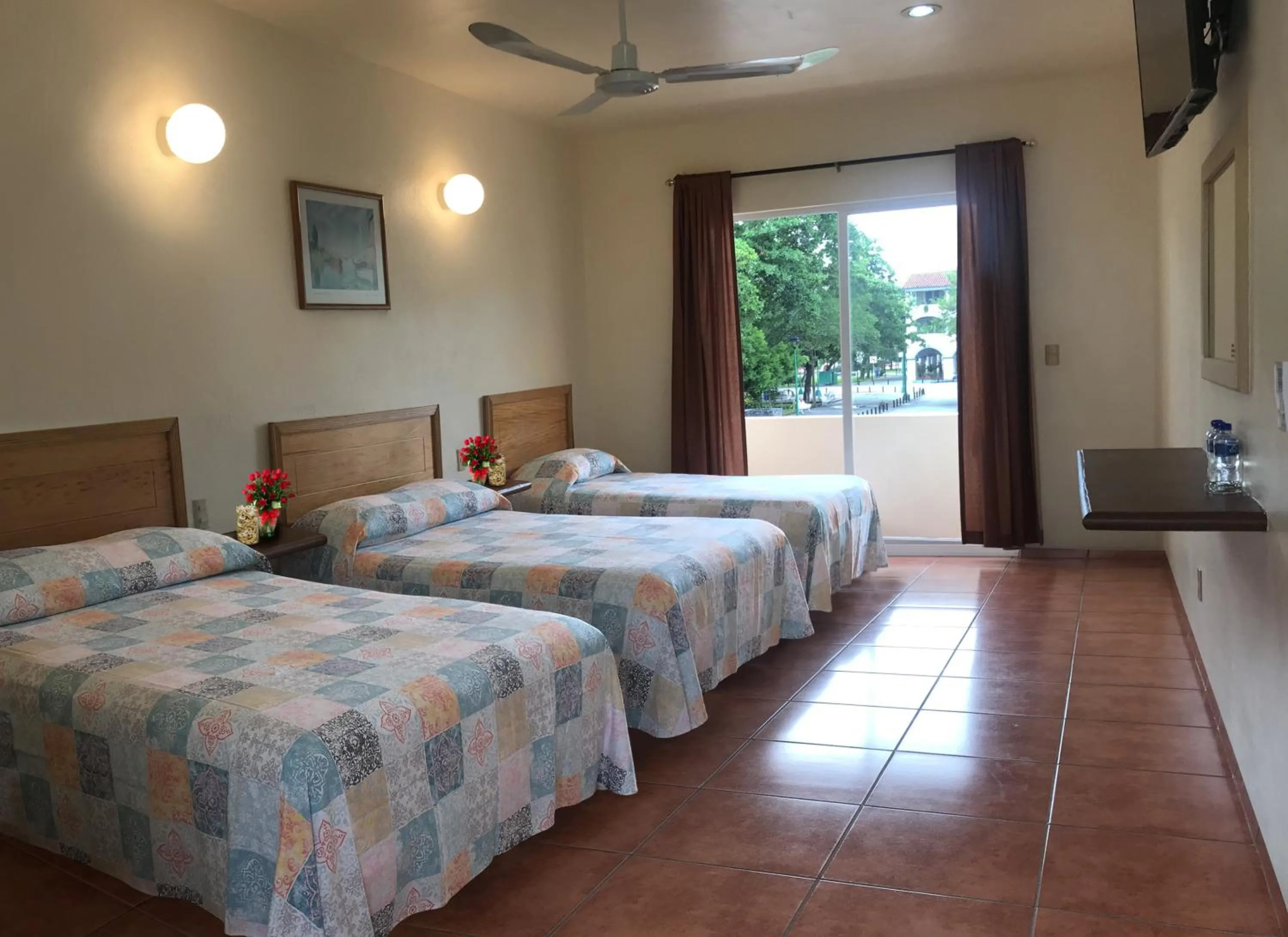 Bed in Hotel Huatulco Máxico