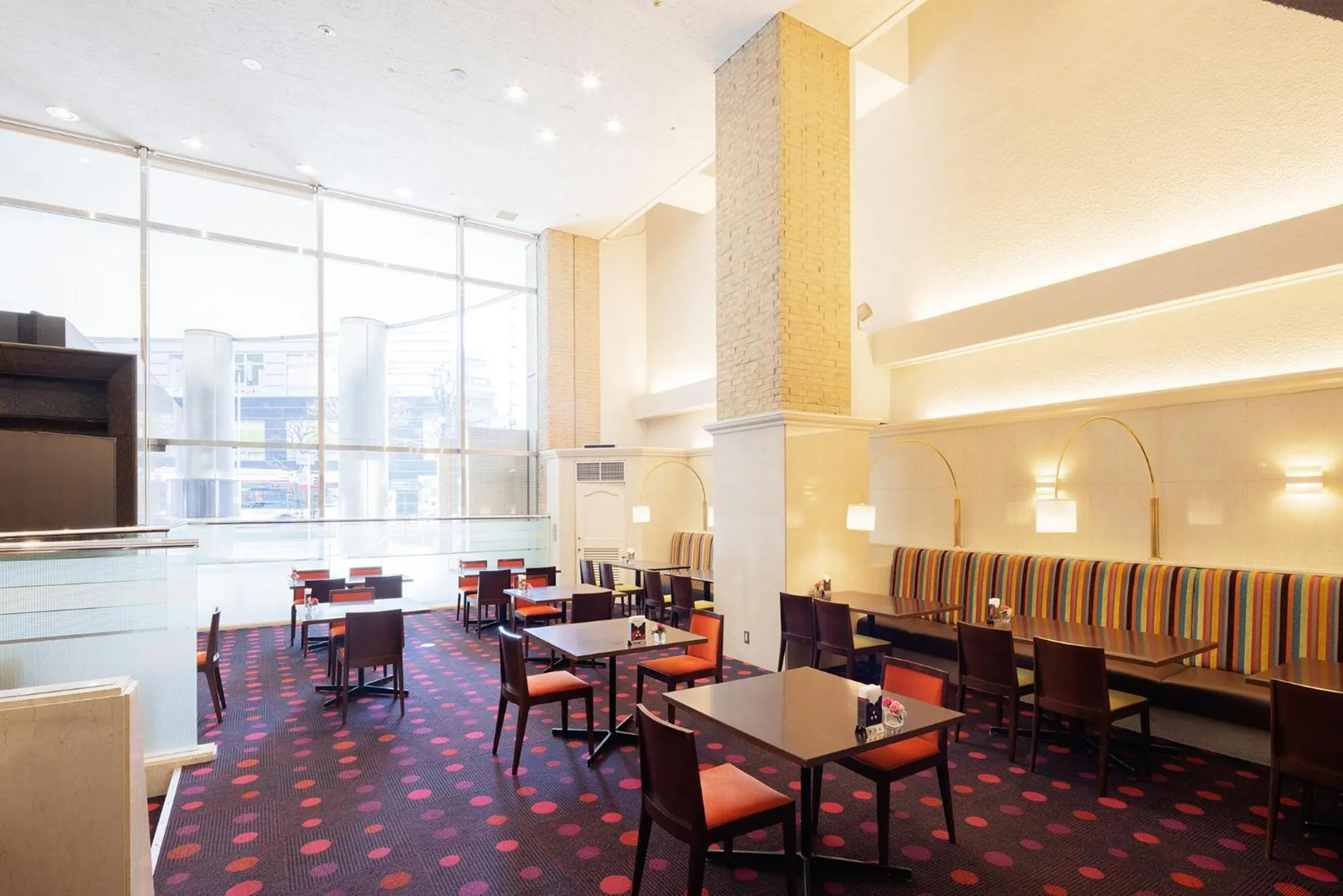 Restaurant/places to eat in the b hachioji